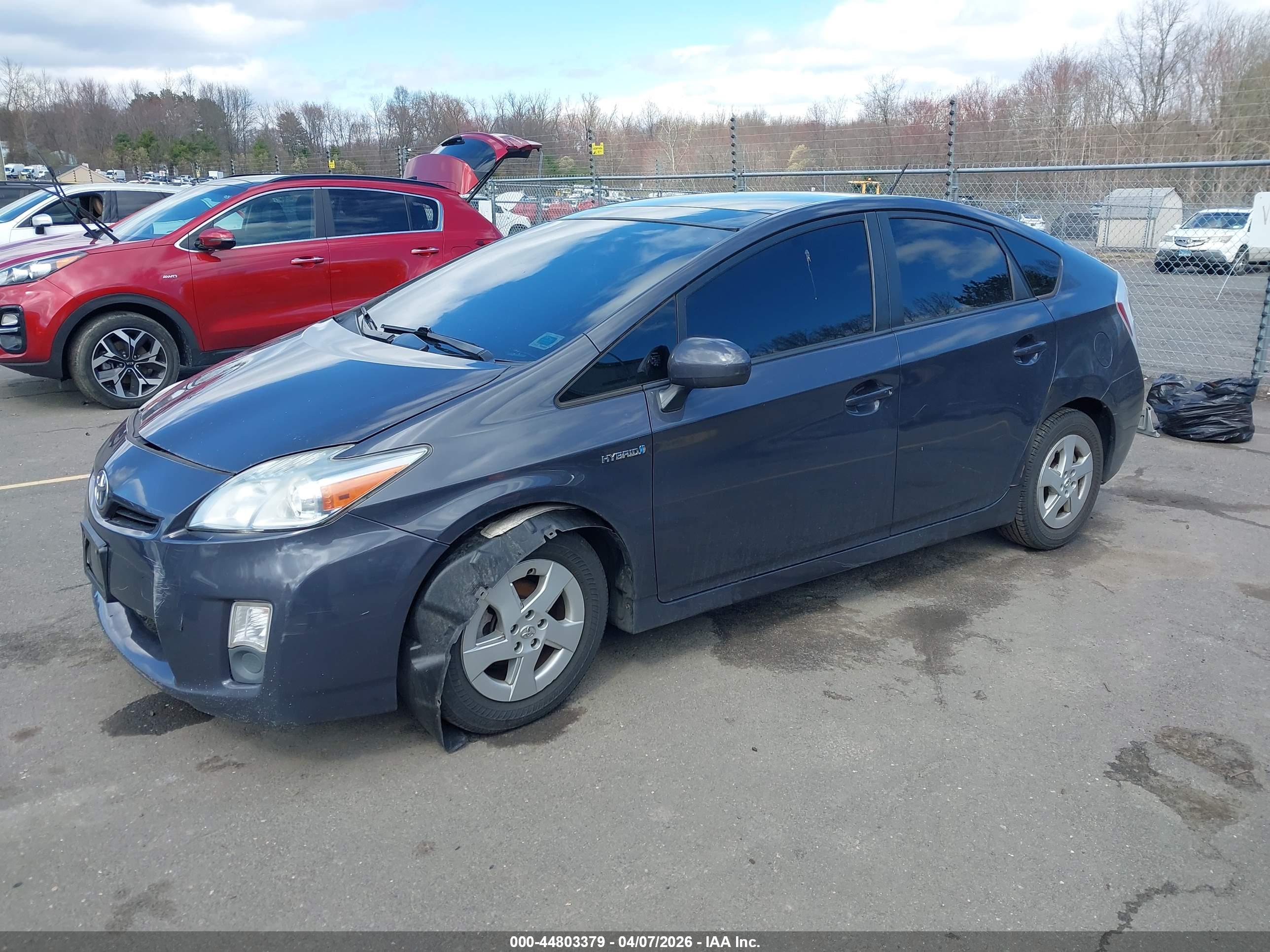 TOYOTA PRIUS image 2