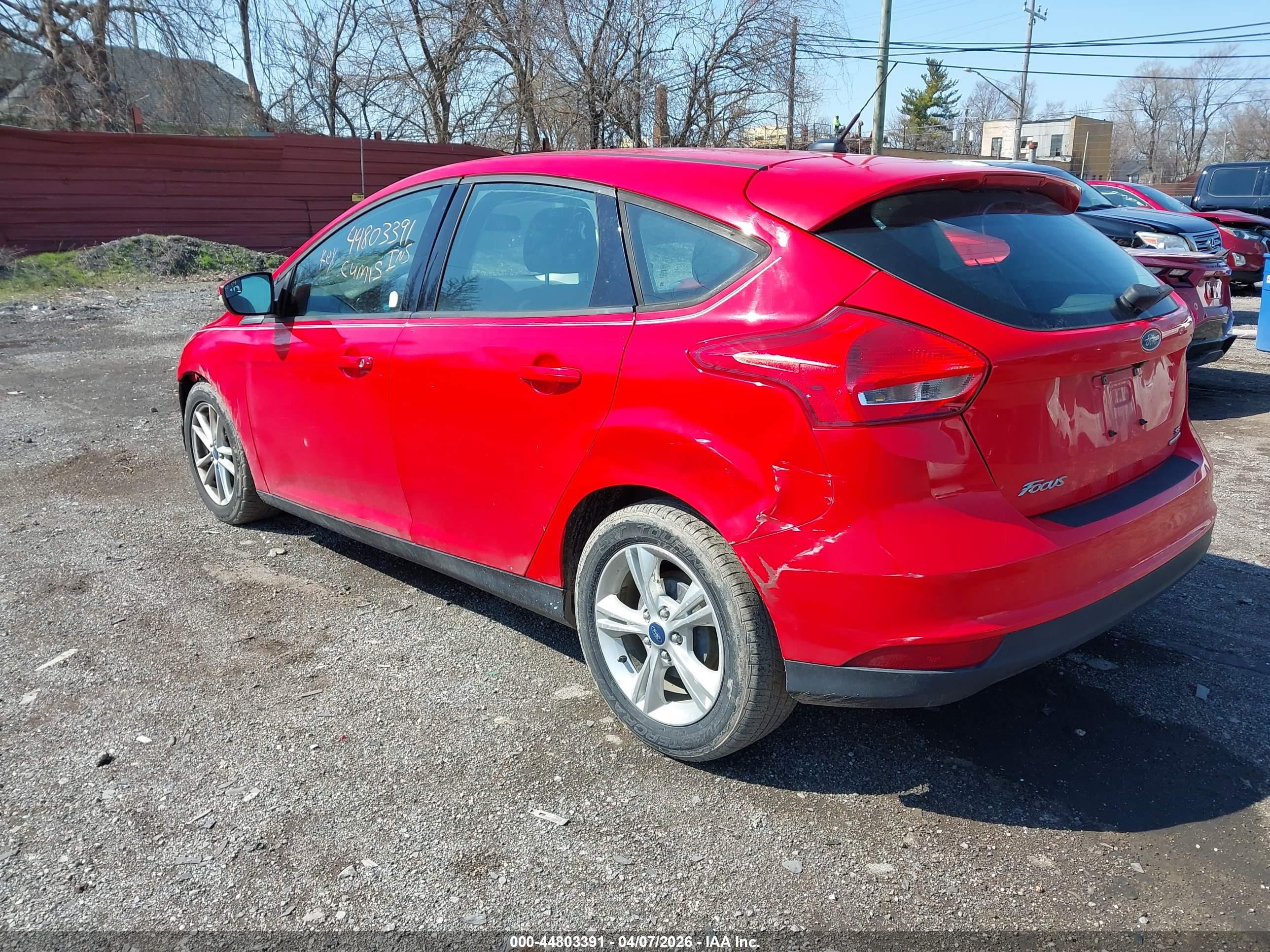 FORD FOCUS image 3