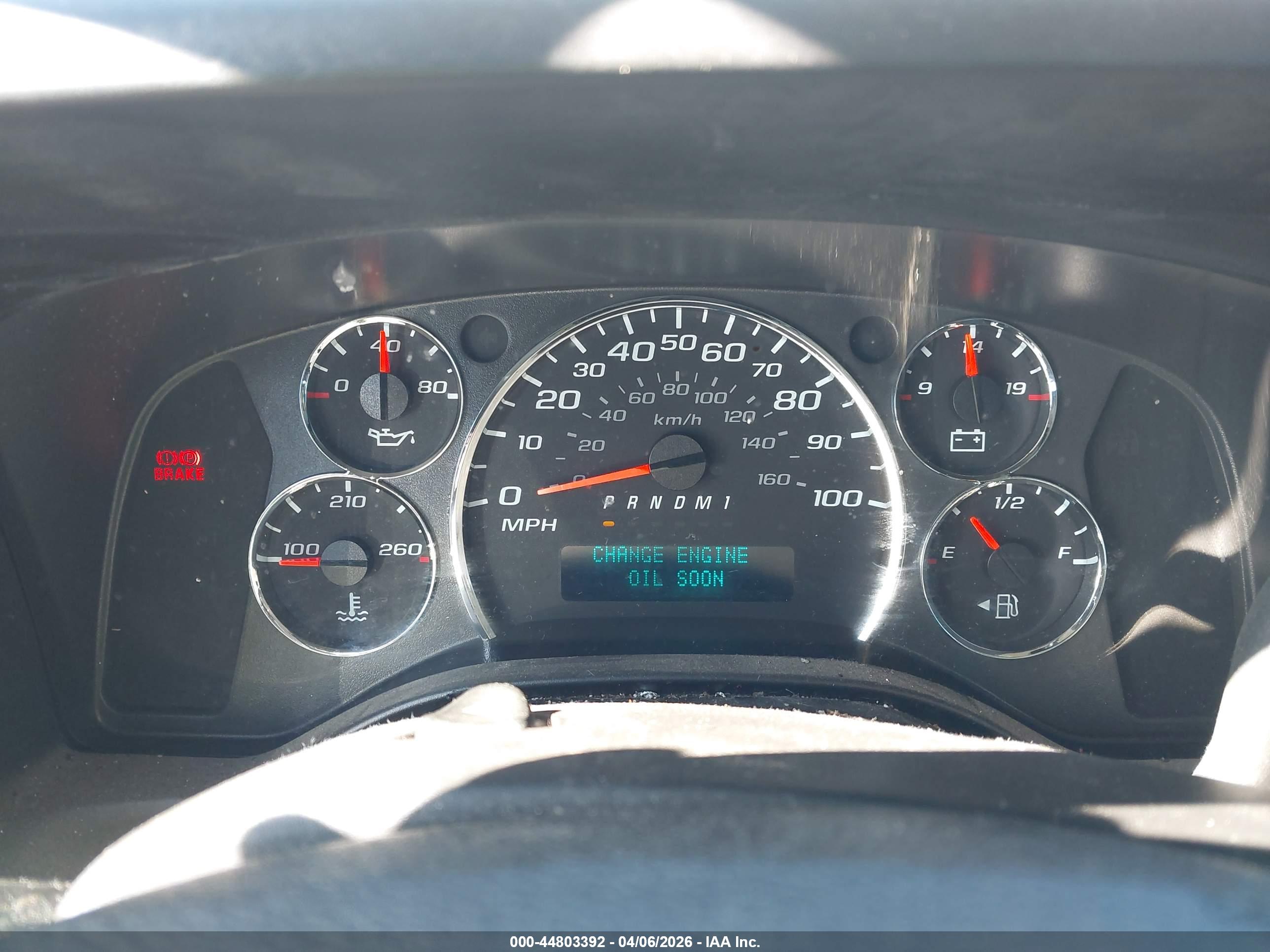 CHEVROLET EXPRESS image 7