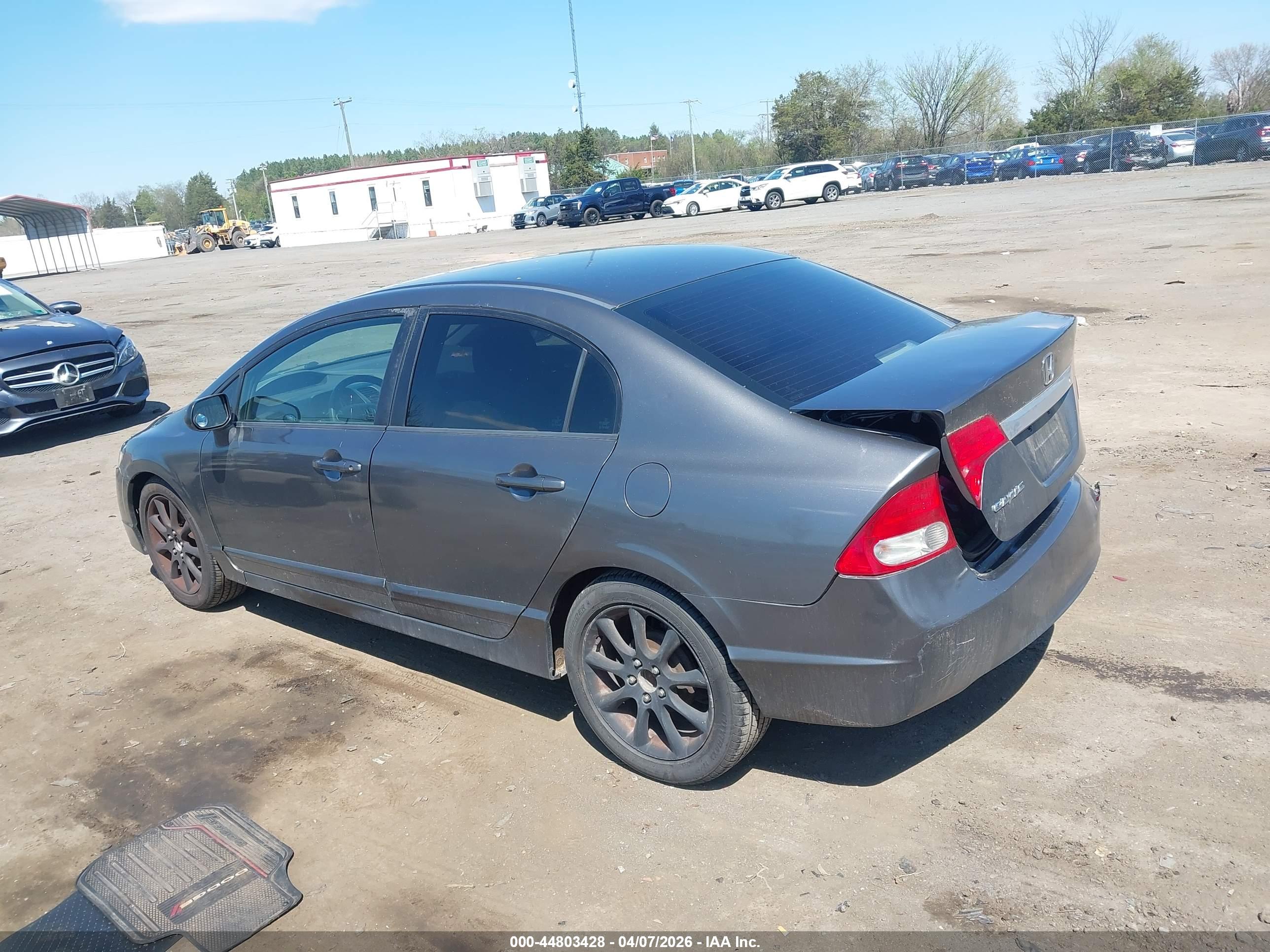 HONDA CIVIC image 3