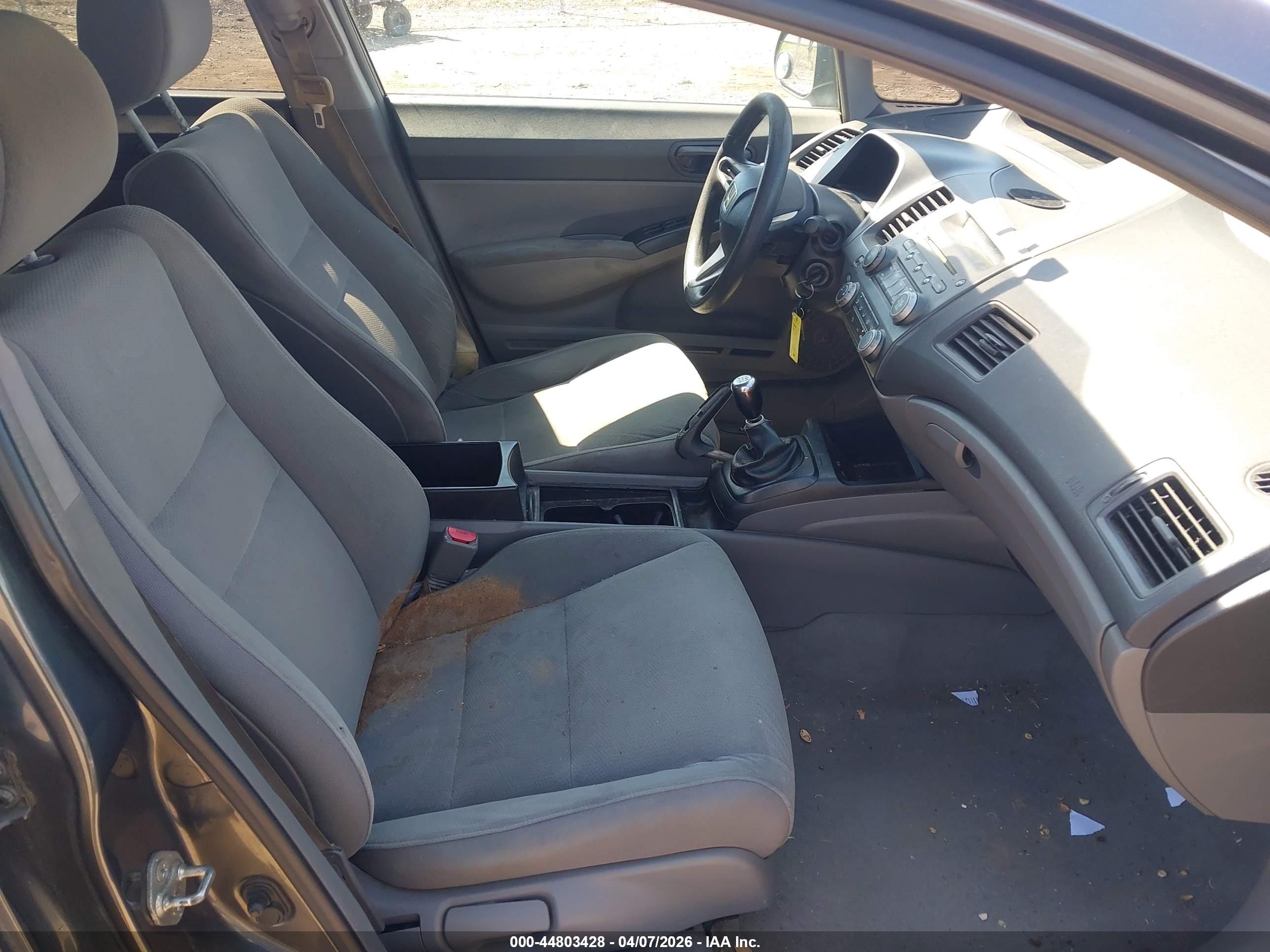 HONDA CIVIC image 5