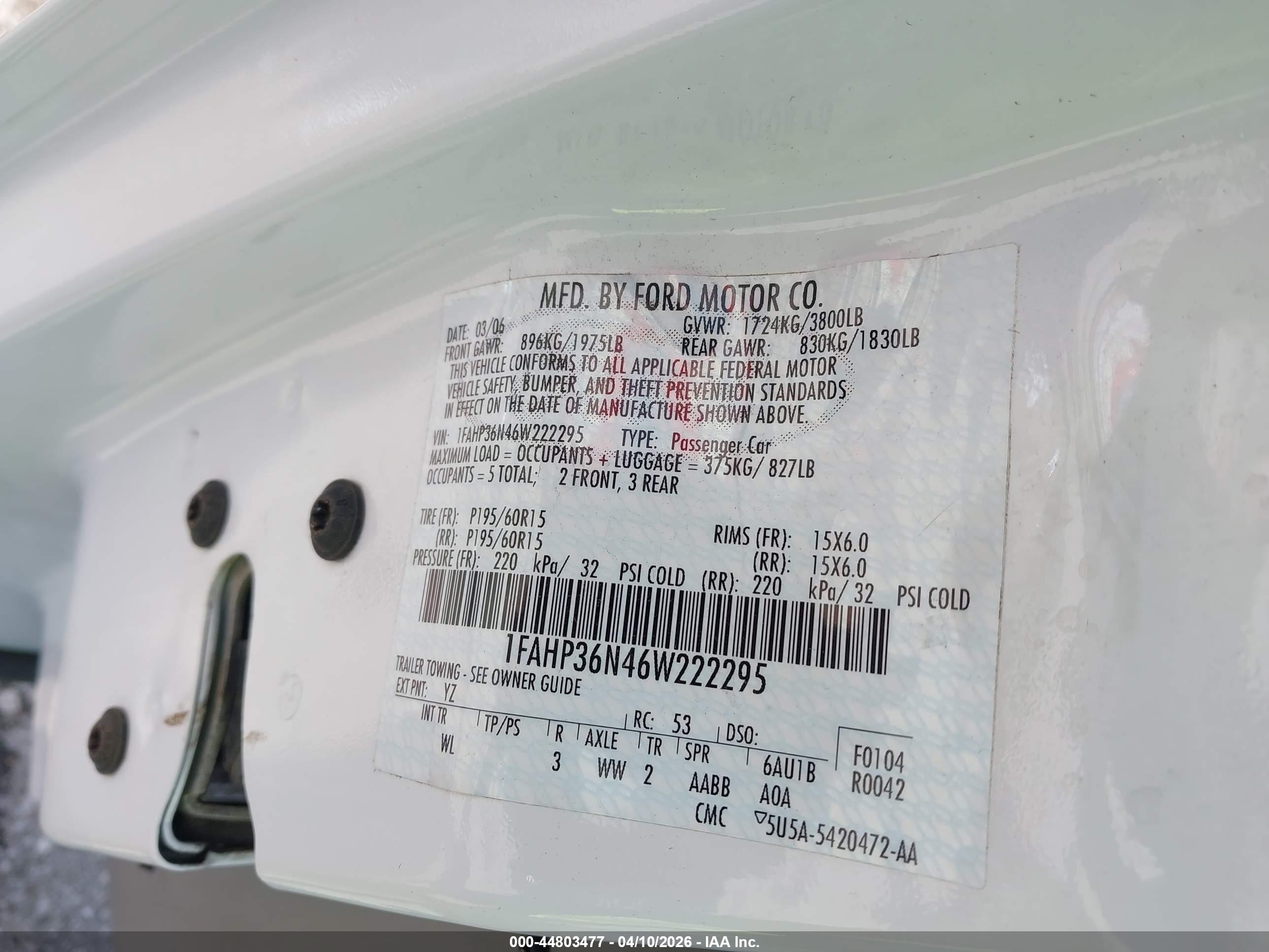 FORD FOCUS image 9