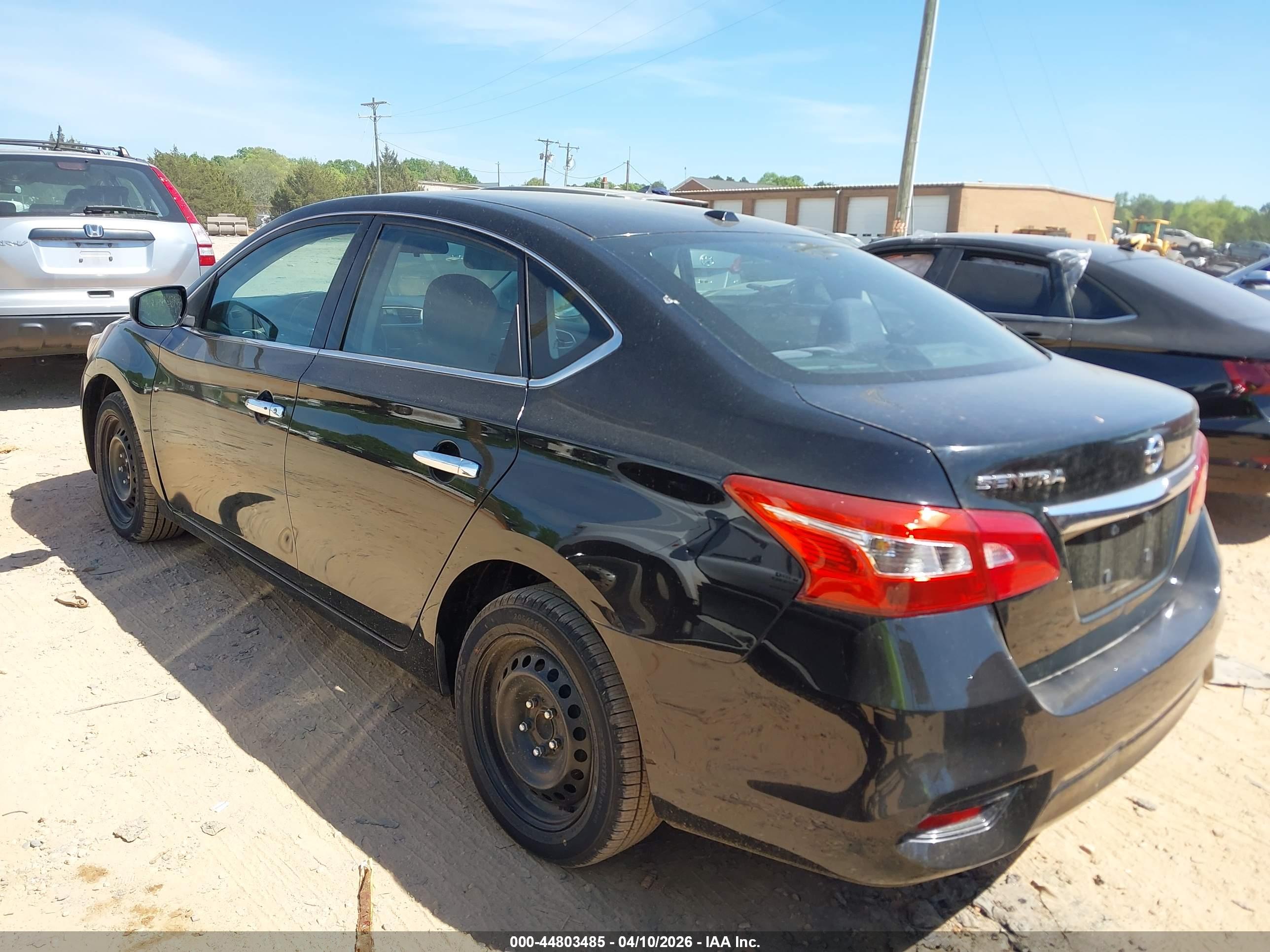 NISSAN SENTRA image 3
