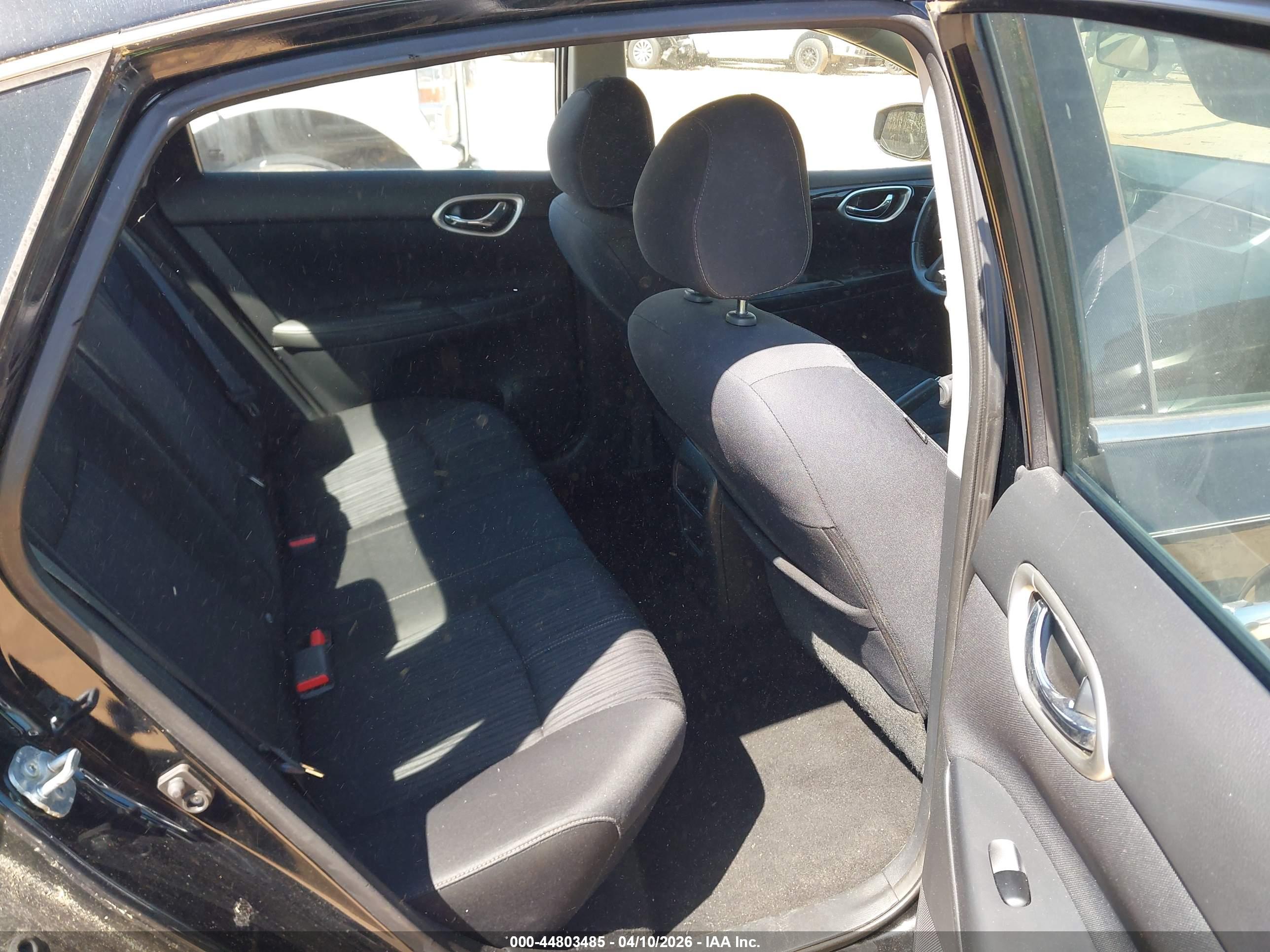 NISSAN SENTRA image 8