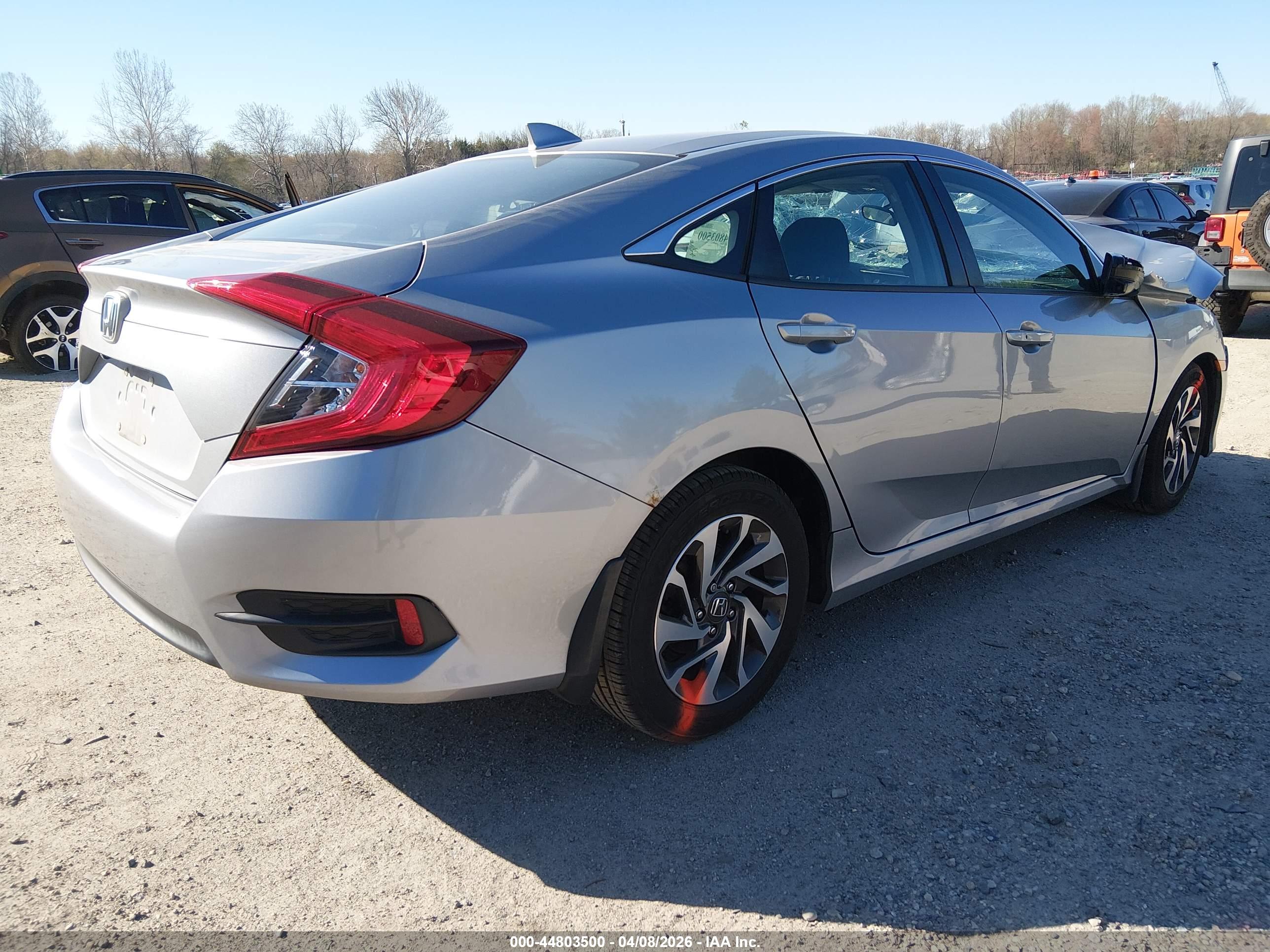 HONDA CIVIC image 4