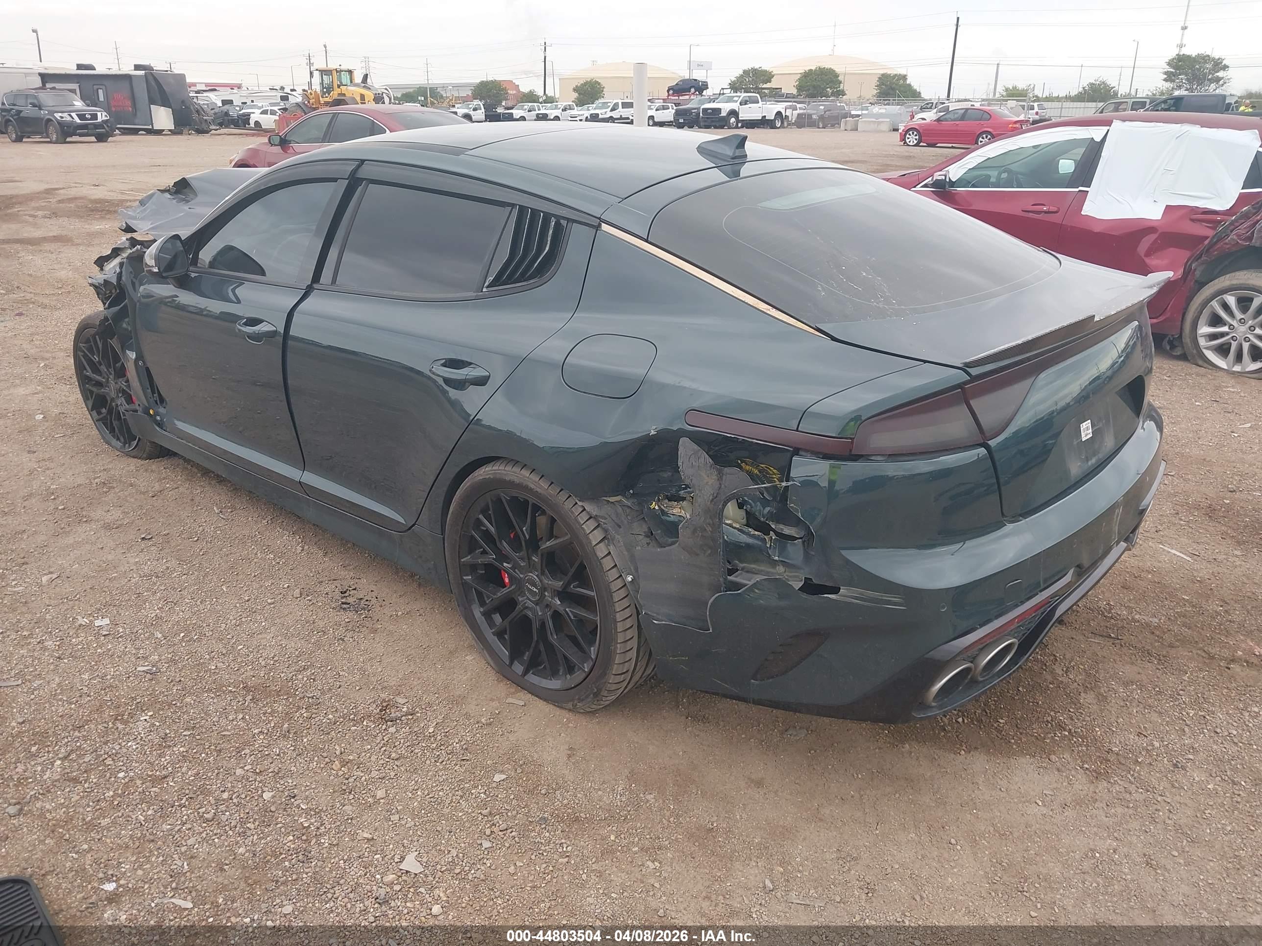 KIA STINGER image 3