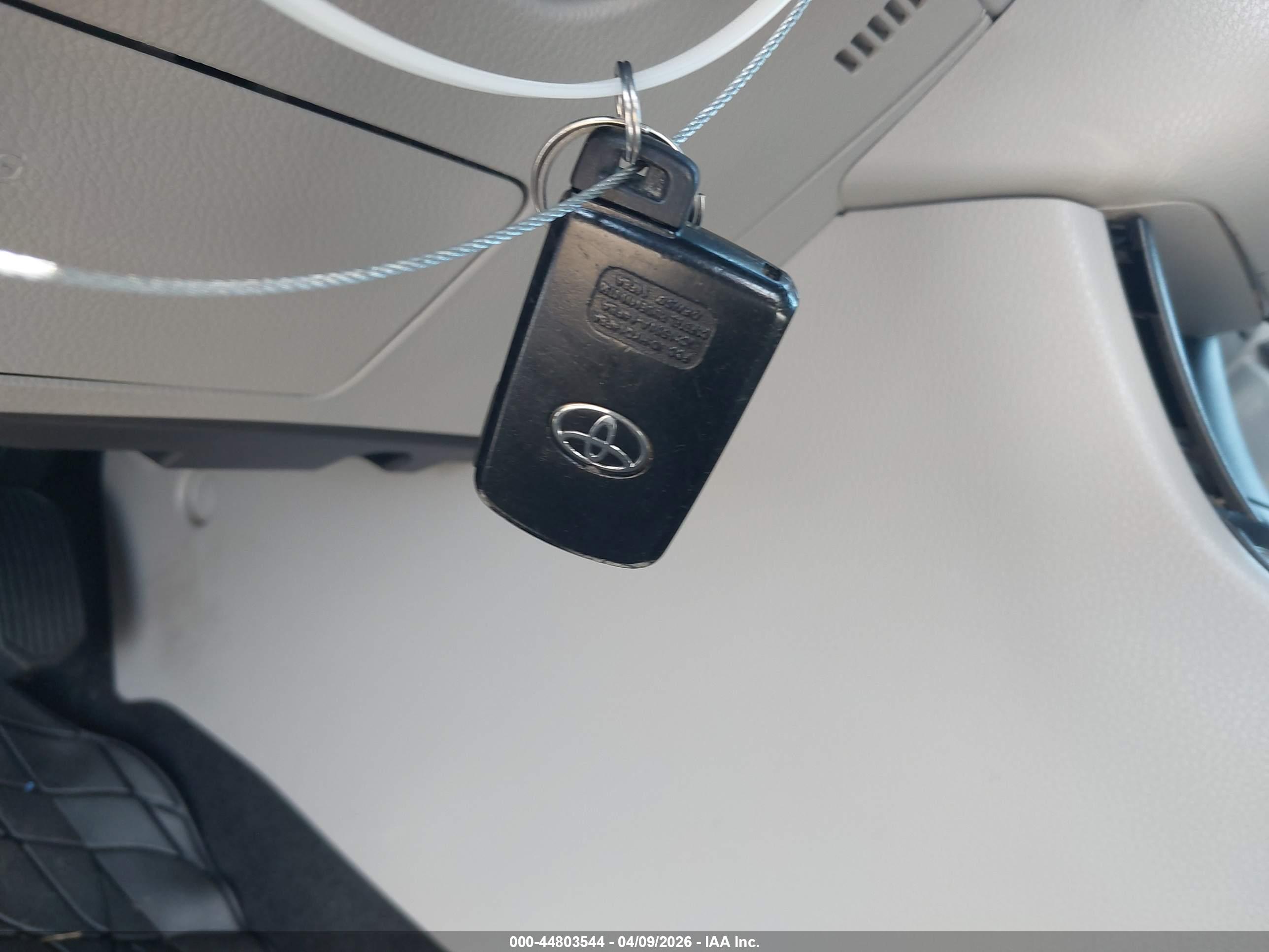 TOYOTA HIGHLANDER image 11
