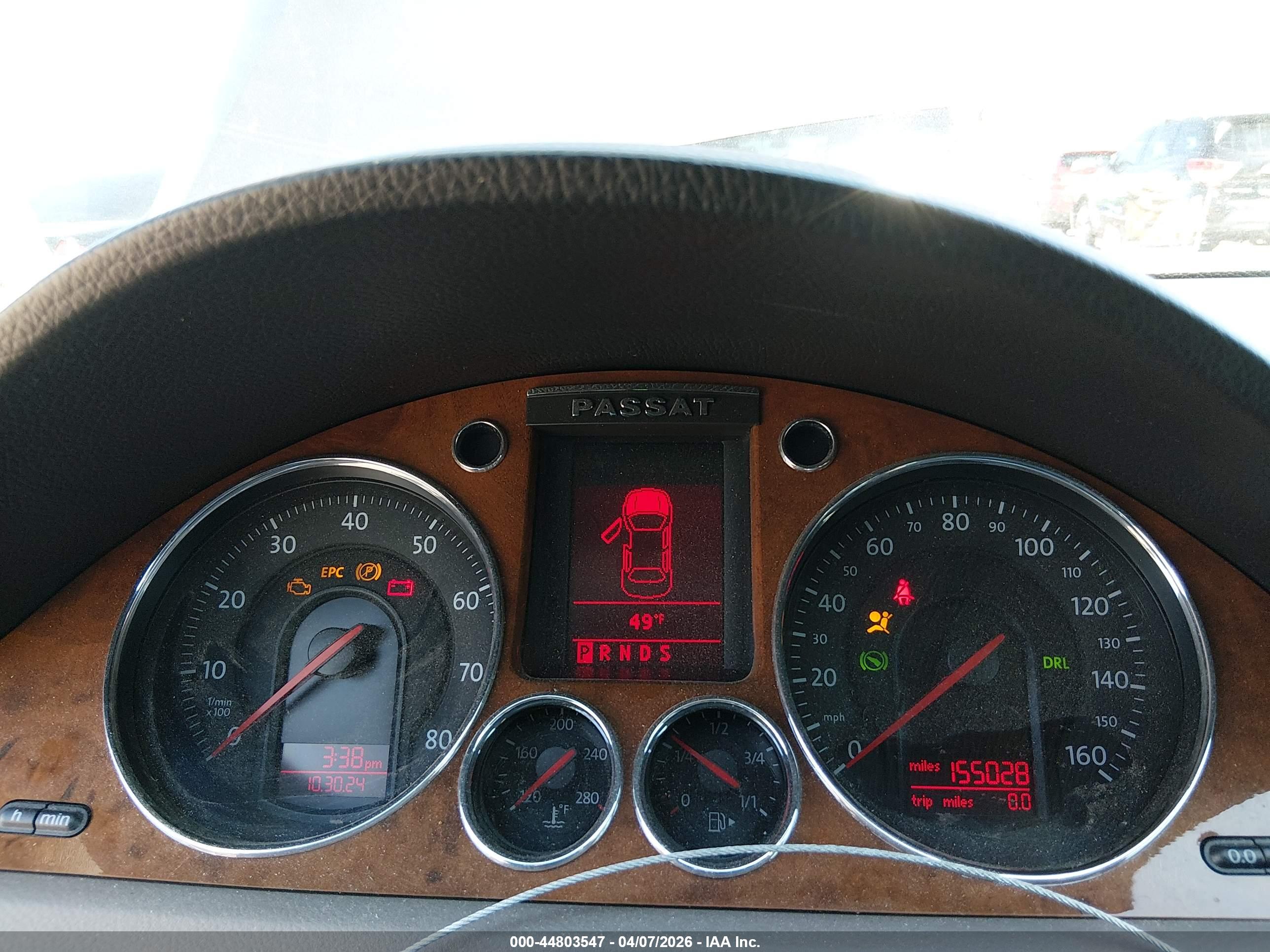 VOLKSWAGEN PASSAT image 7