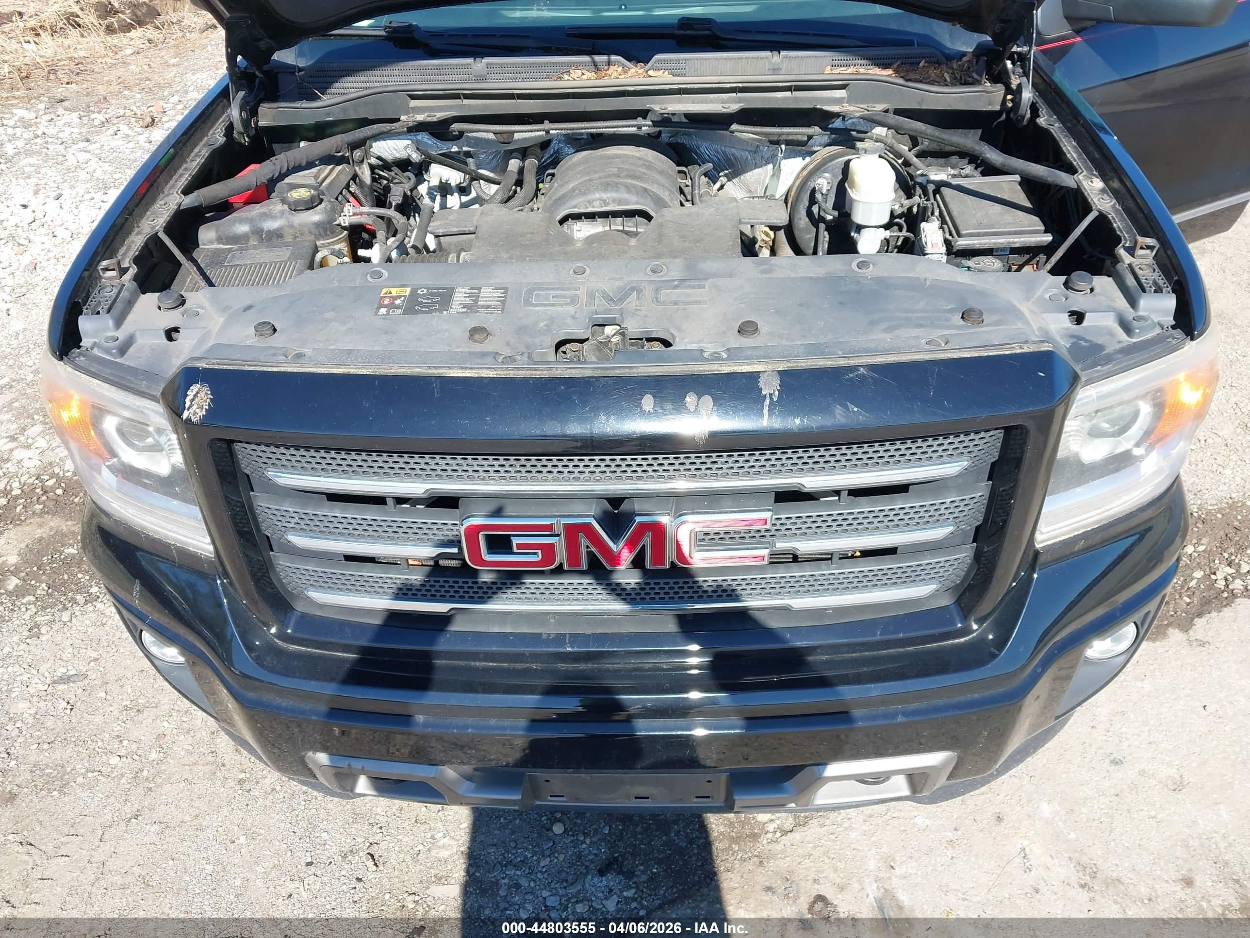 GMC SIERRA image 10