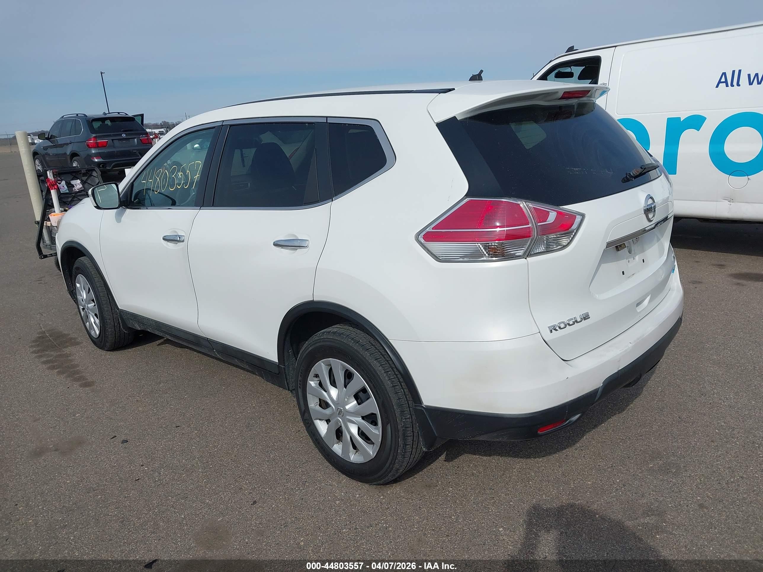 NISSAN ROGUE image 3