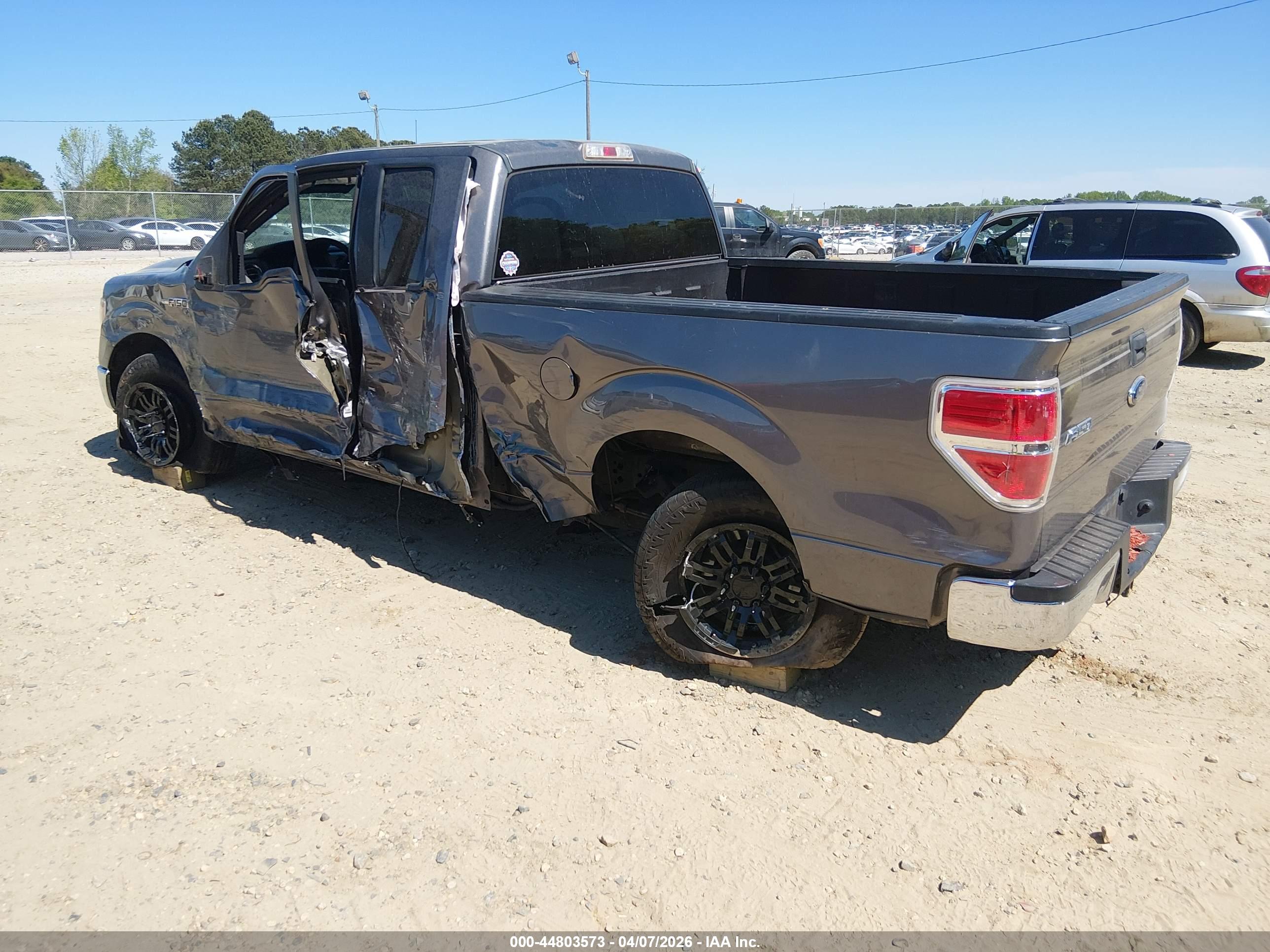 FORD F-150 image 3