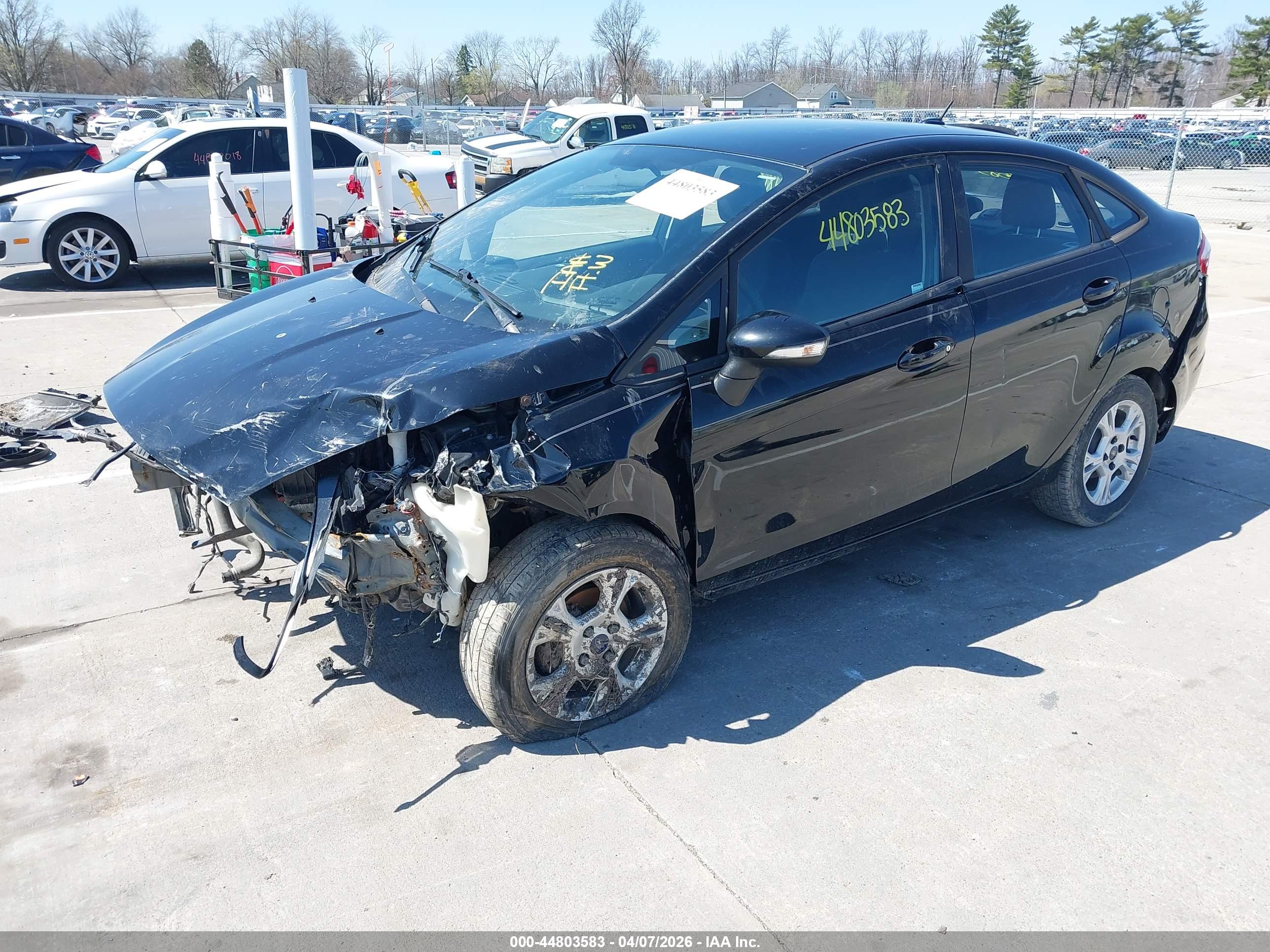 FORD FIESTA image 2