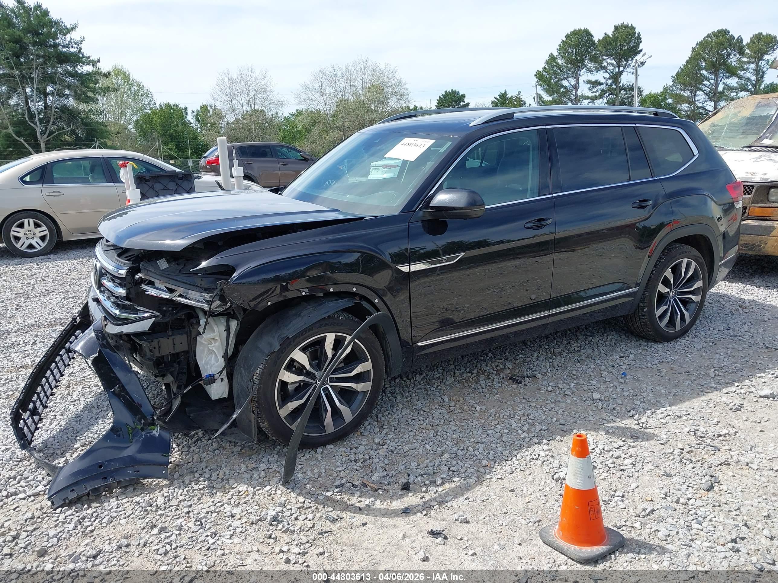 VOLKSWAGEN ATLAS image 2