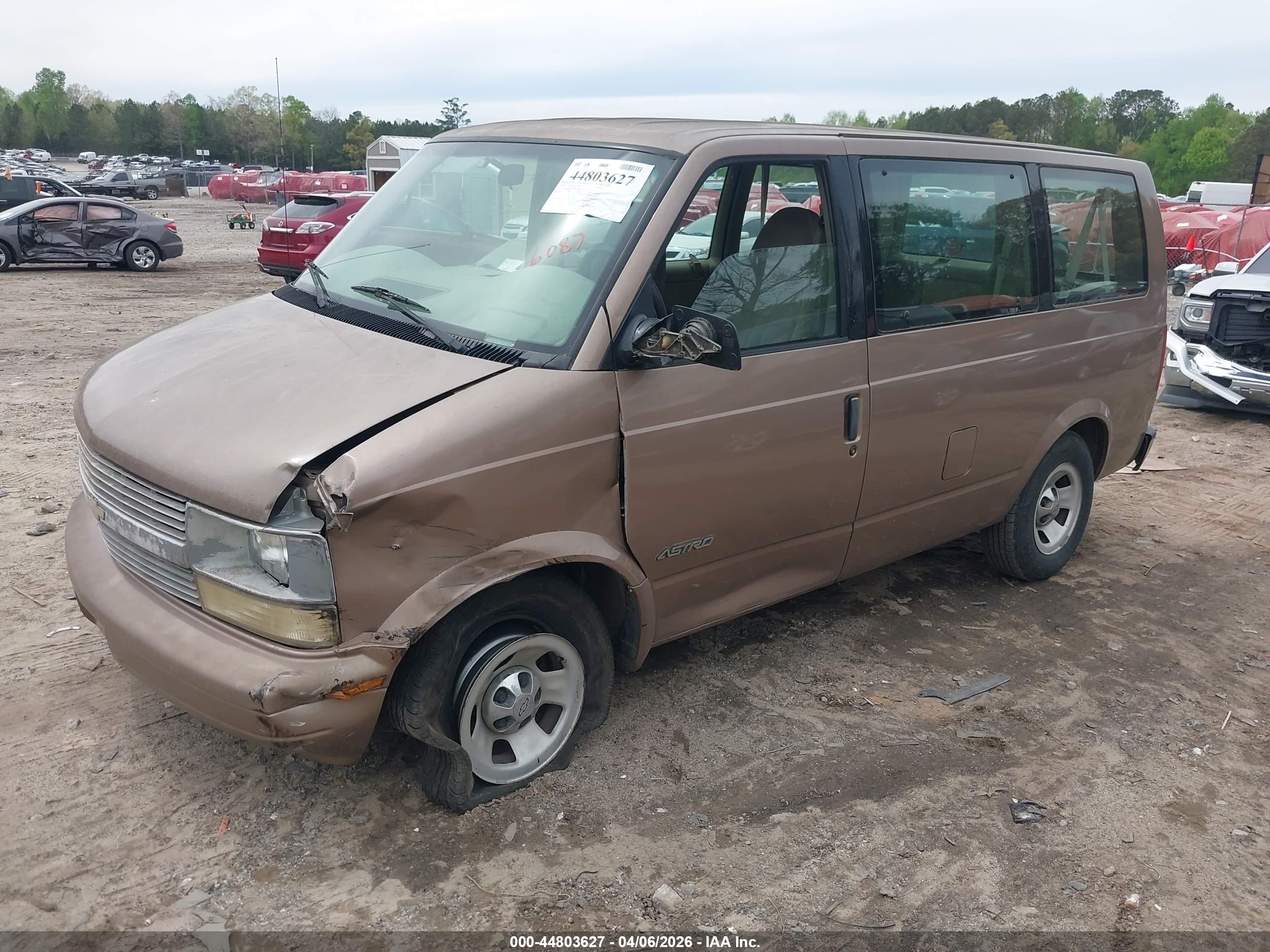 CHEVROLET ASTRO image 2
