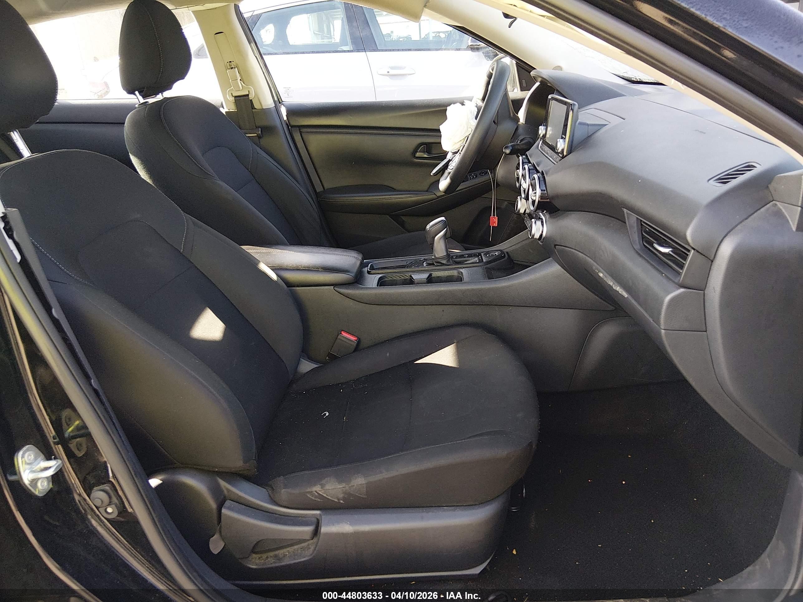 NISSAN SENTRA image 5