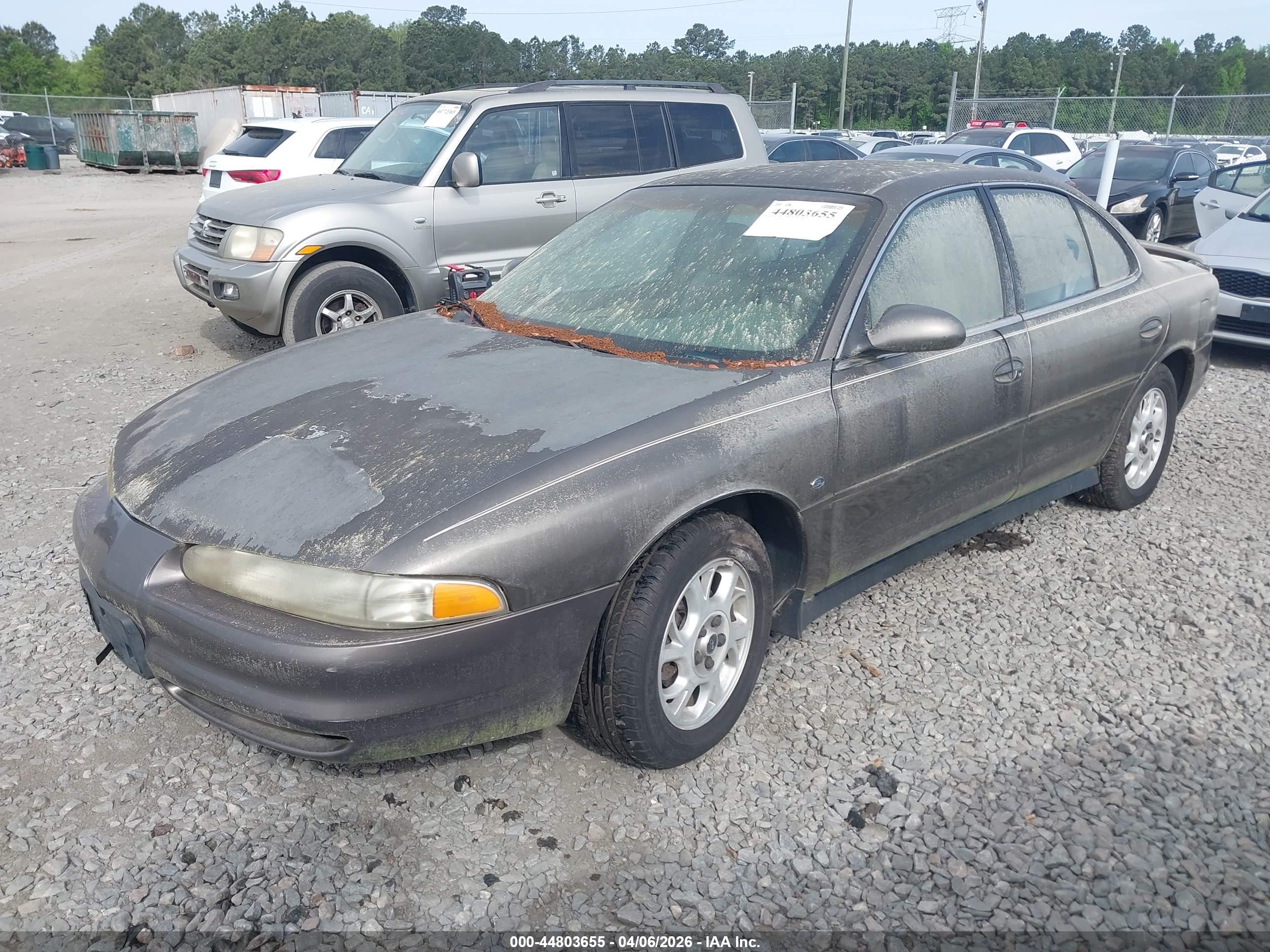 OLDSMOBILE INTRIGUE image 2
