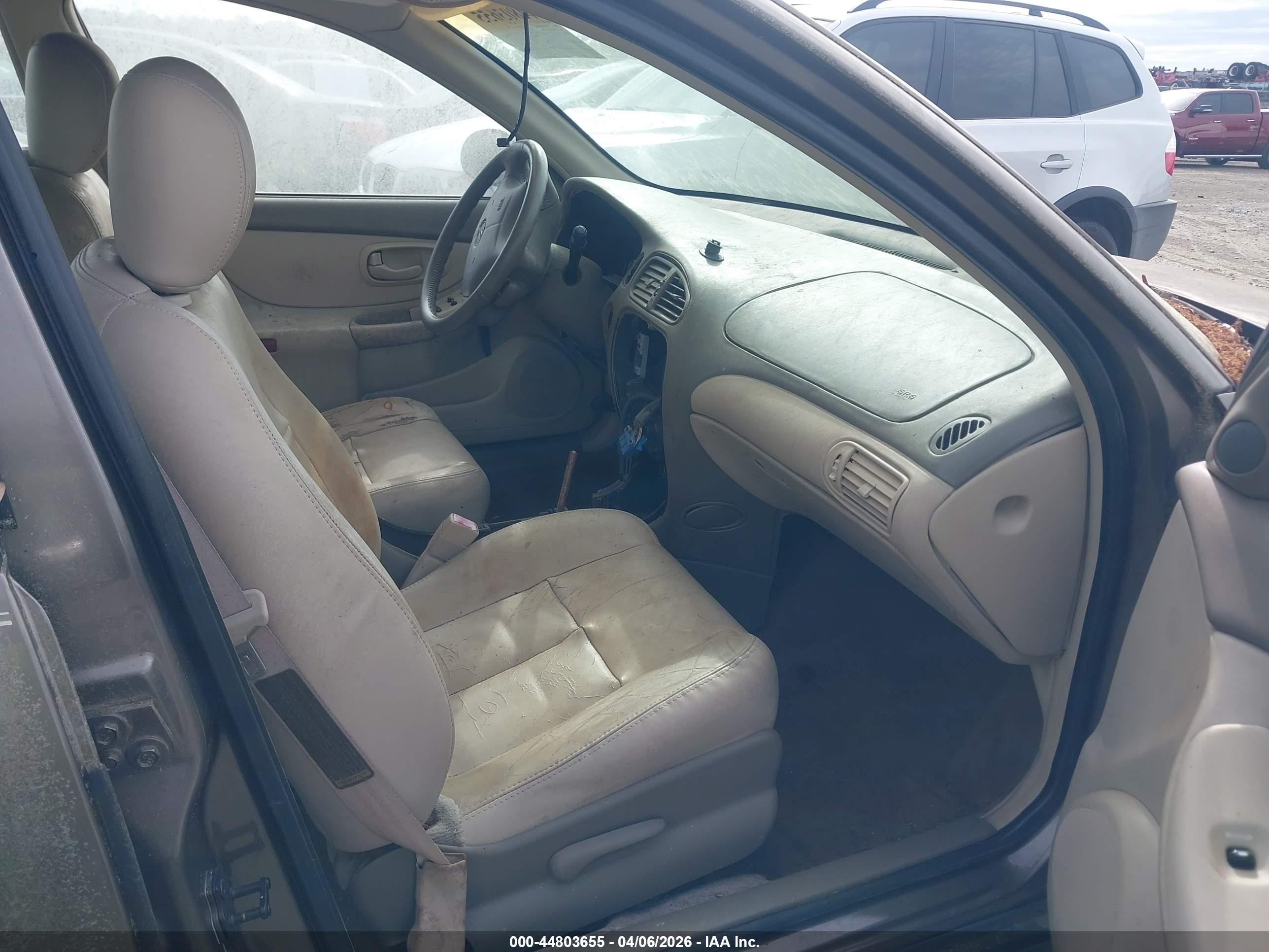 OLDSMOBILE INTRIGUE image 5