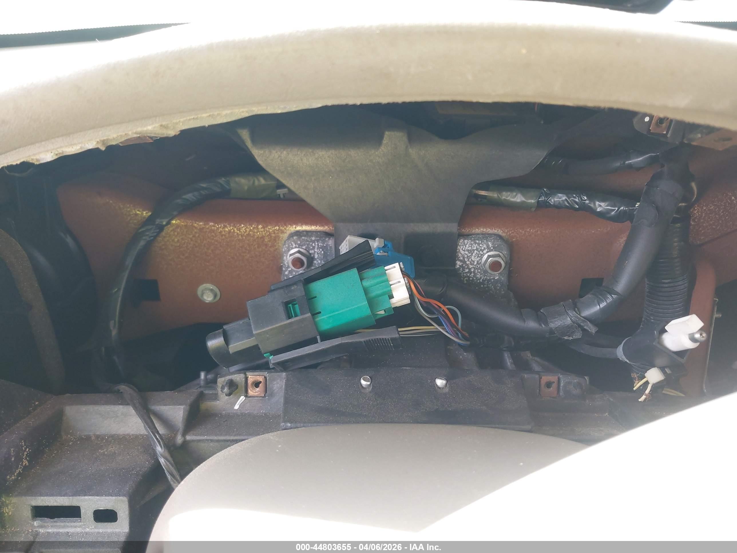OLDSMOBILE INTRIGUE image 7