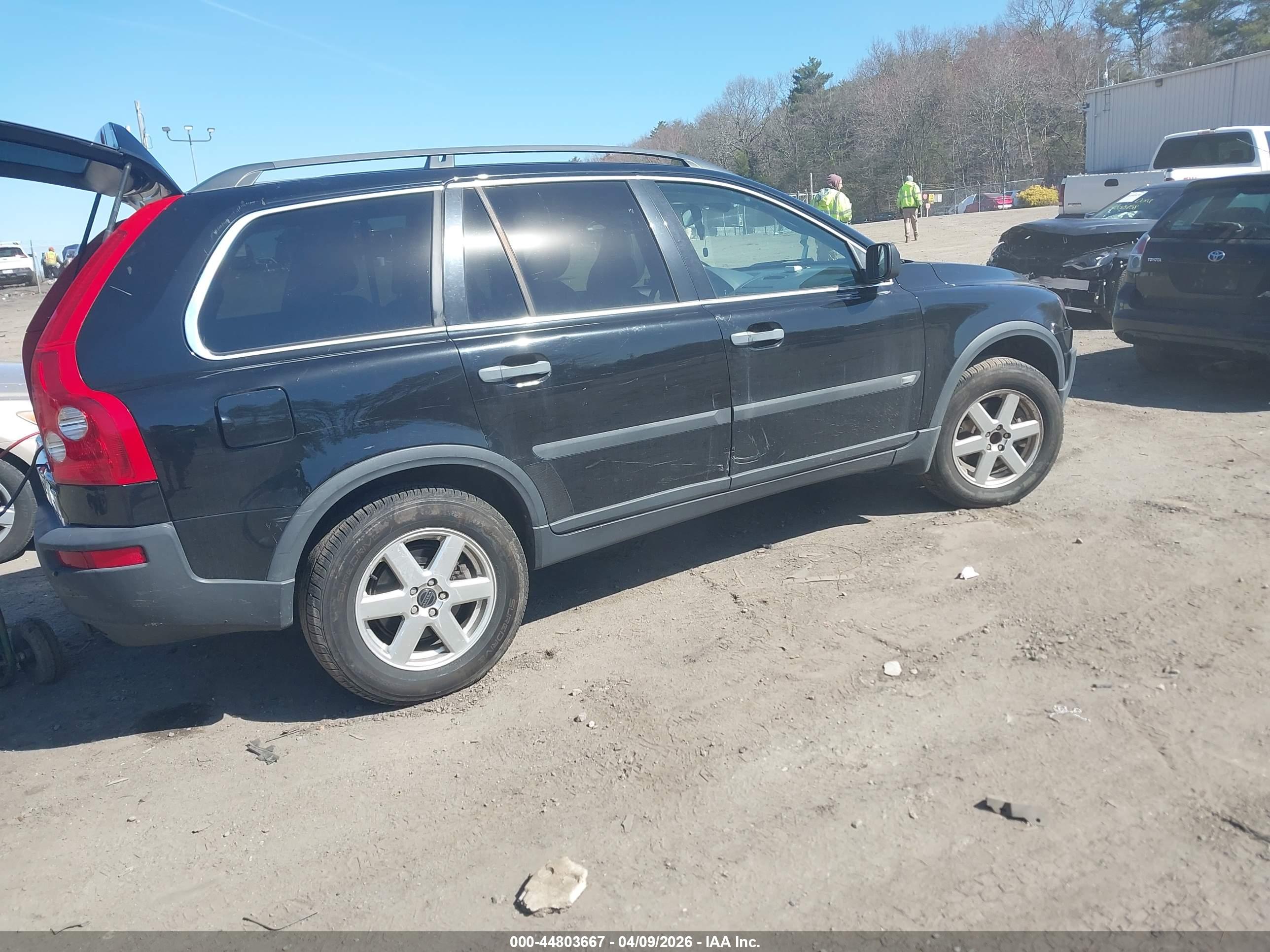 VOLVO XC90 image 4