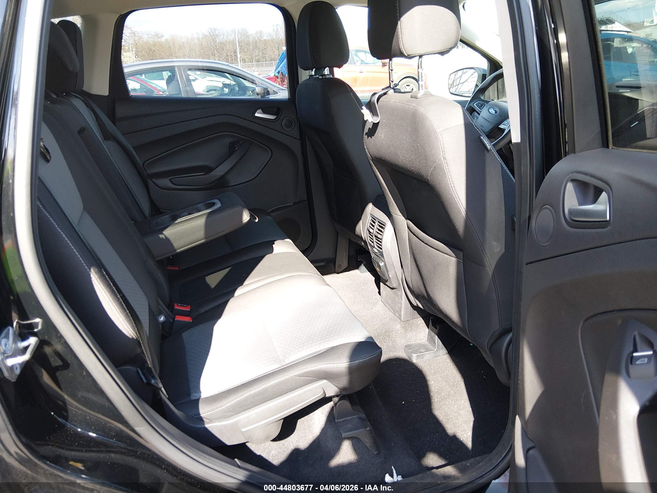 FORD ESCAPE image 8