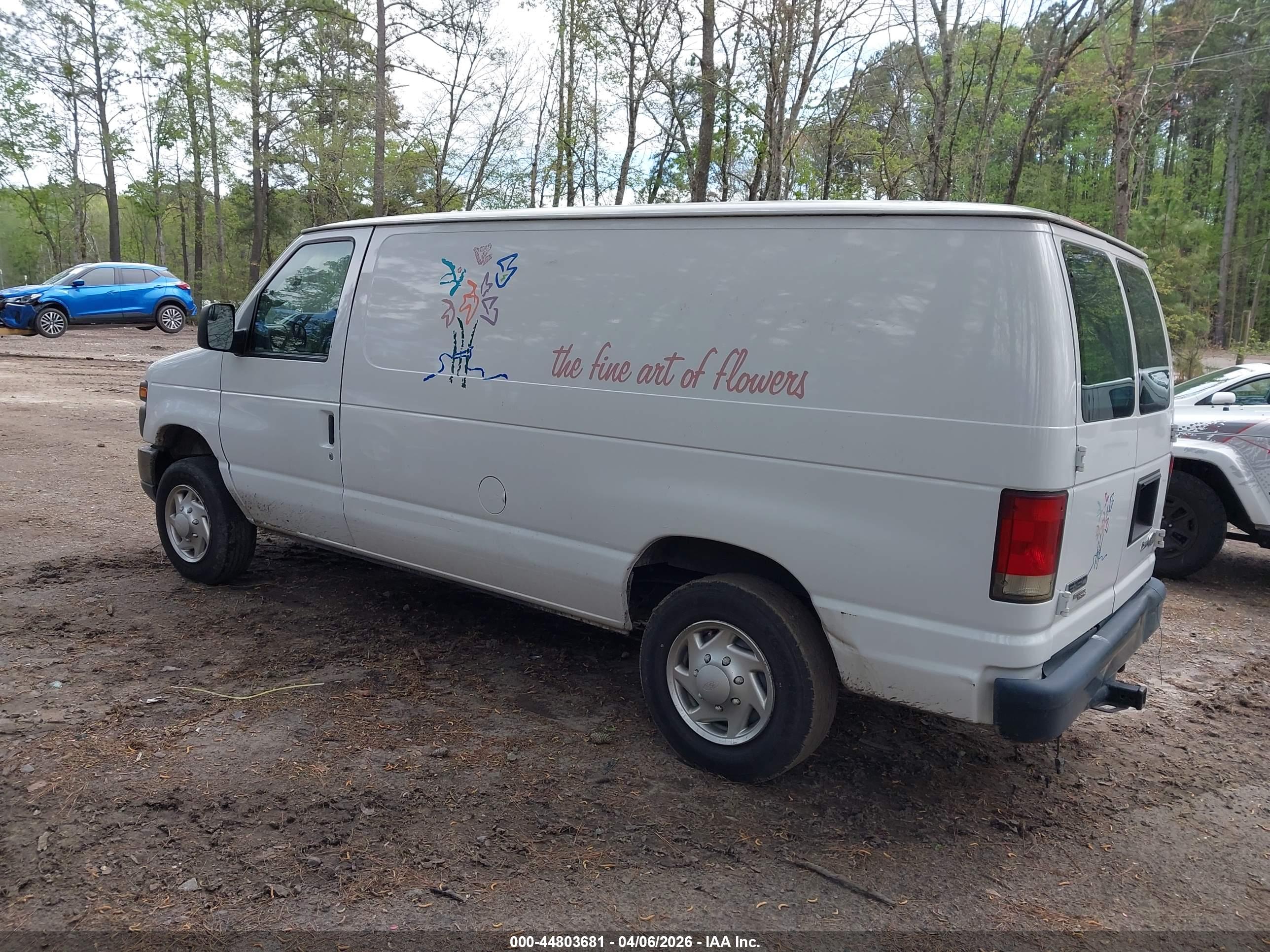 FORD E-150 image 3