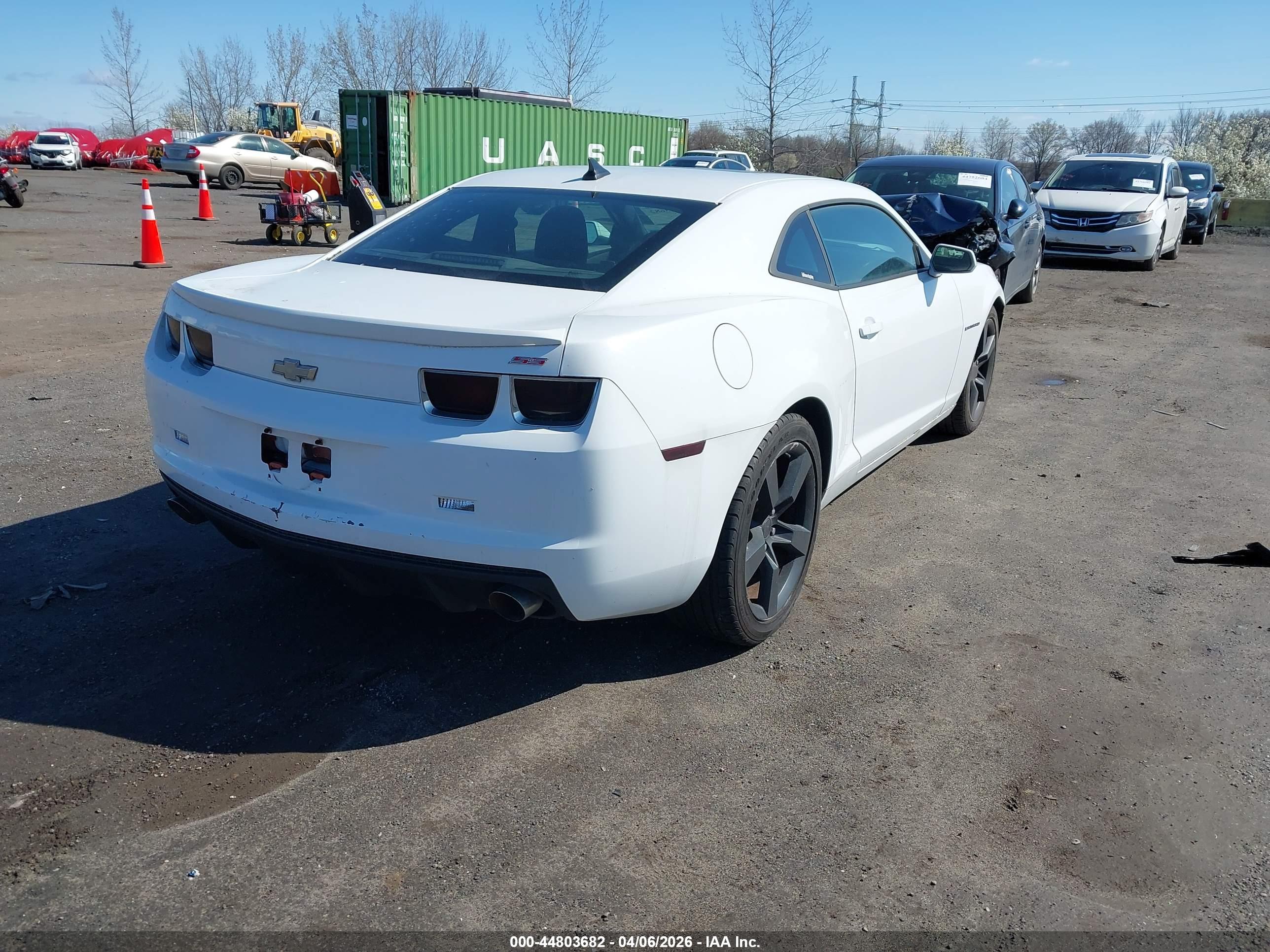 CHEVROLET CAMARO image 4