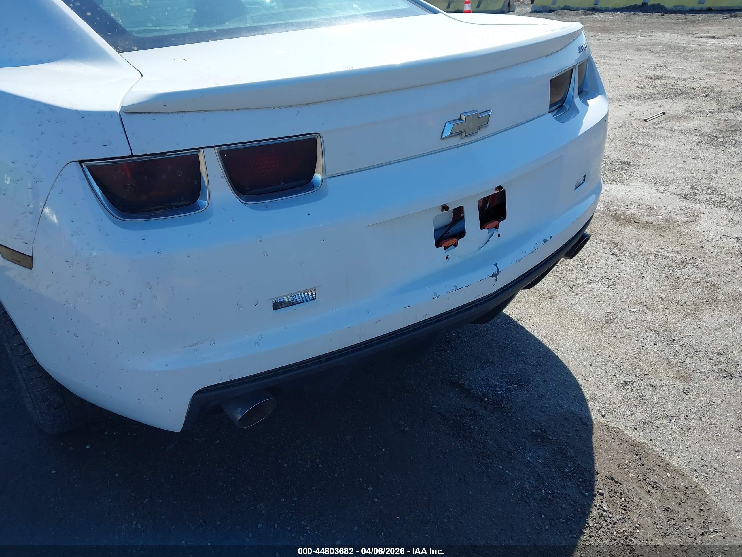 CHEVROLET CAMARO image 6