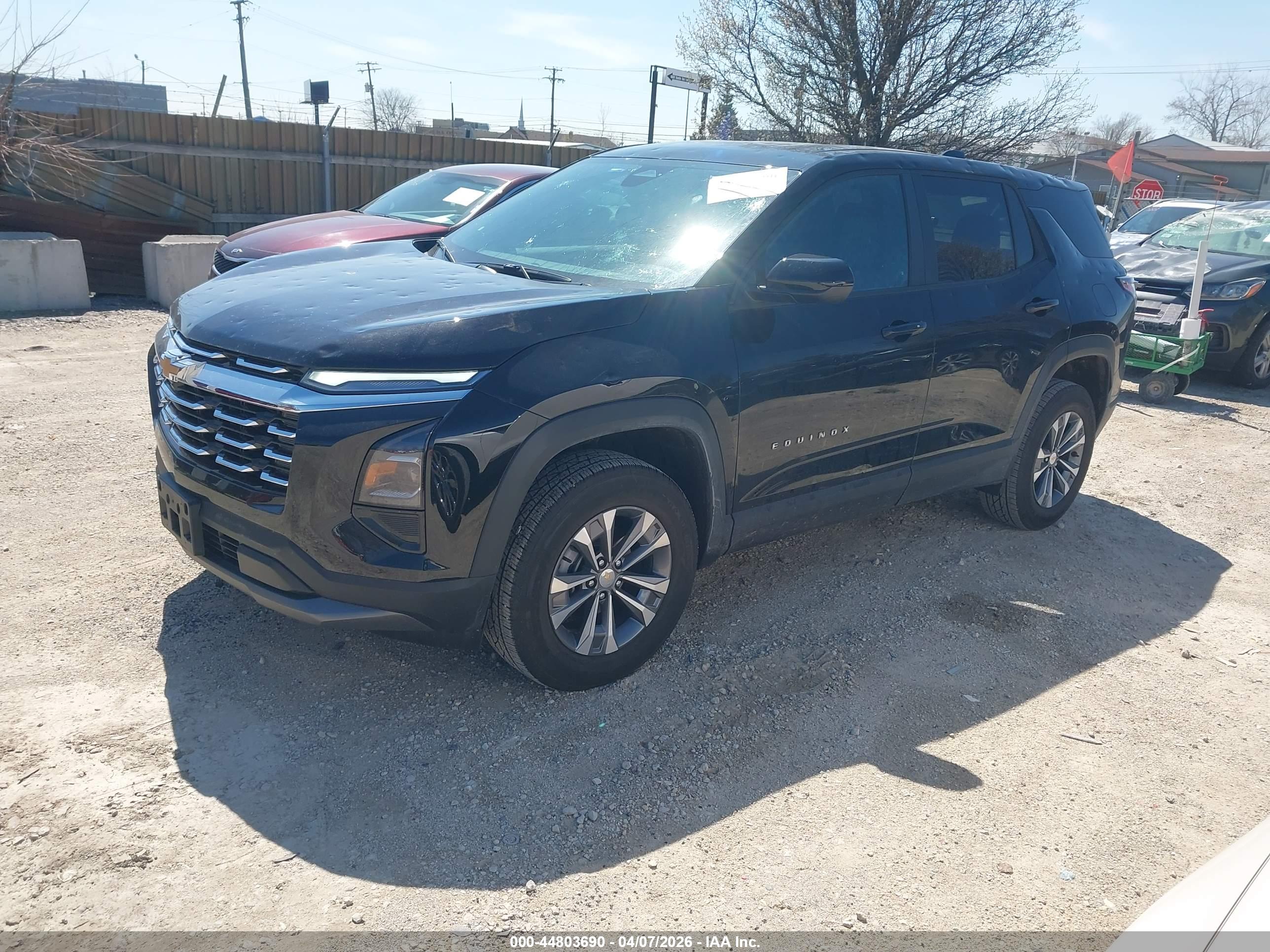 CHEVROLET EQUINOX image 2