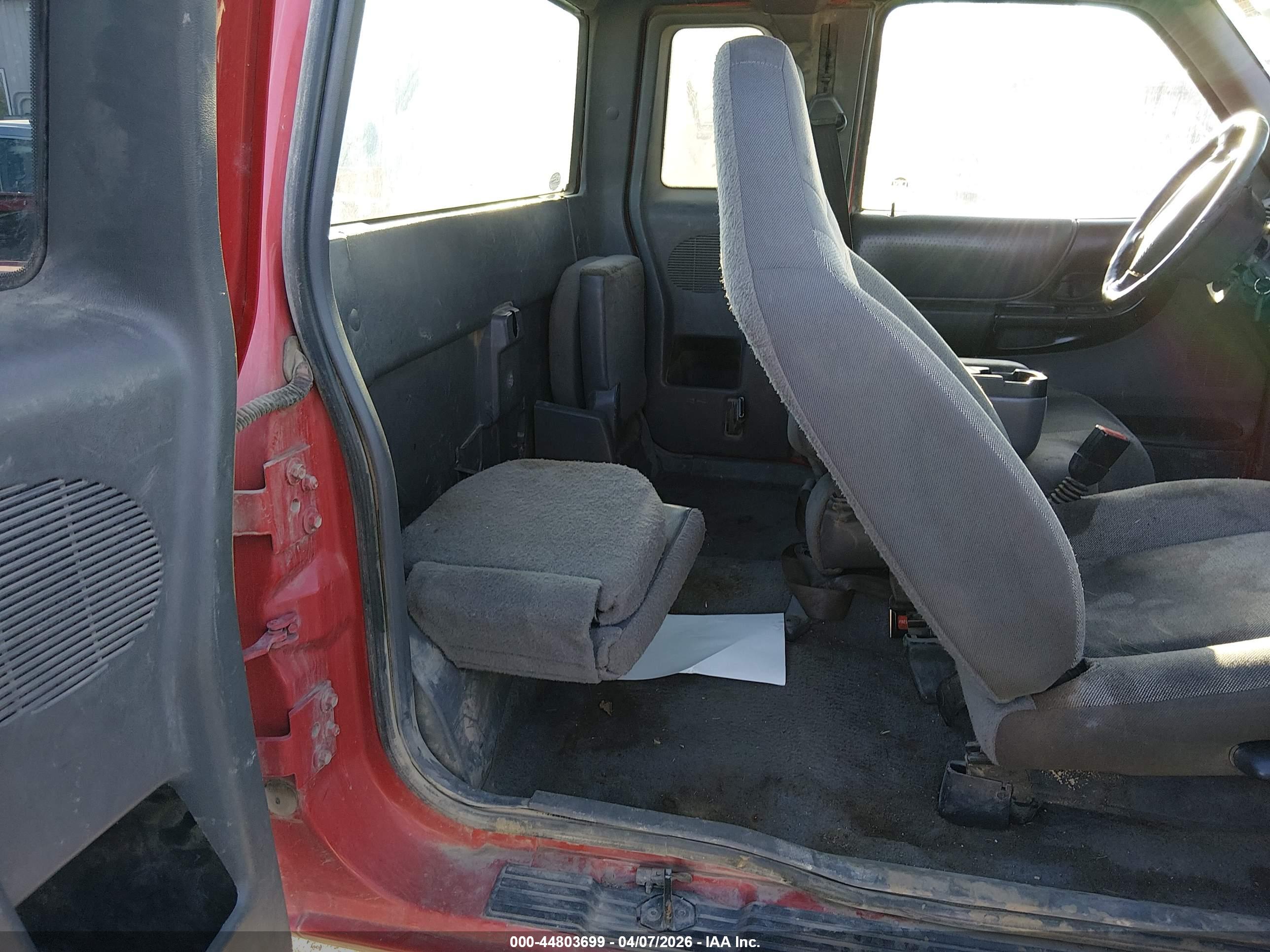 FORD RANGER image 8