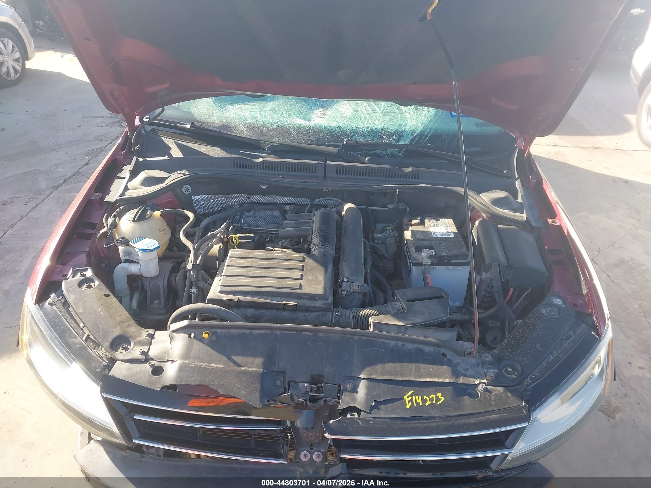 VOLKSWAGEN JETTA image 10