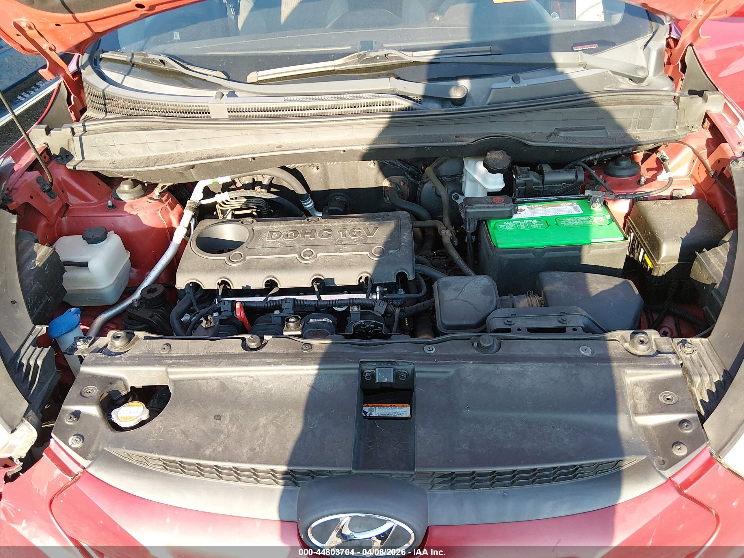 HYUNDAI TUCSON image 10