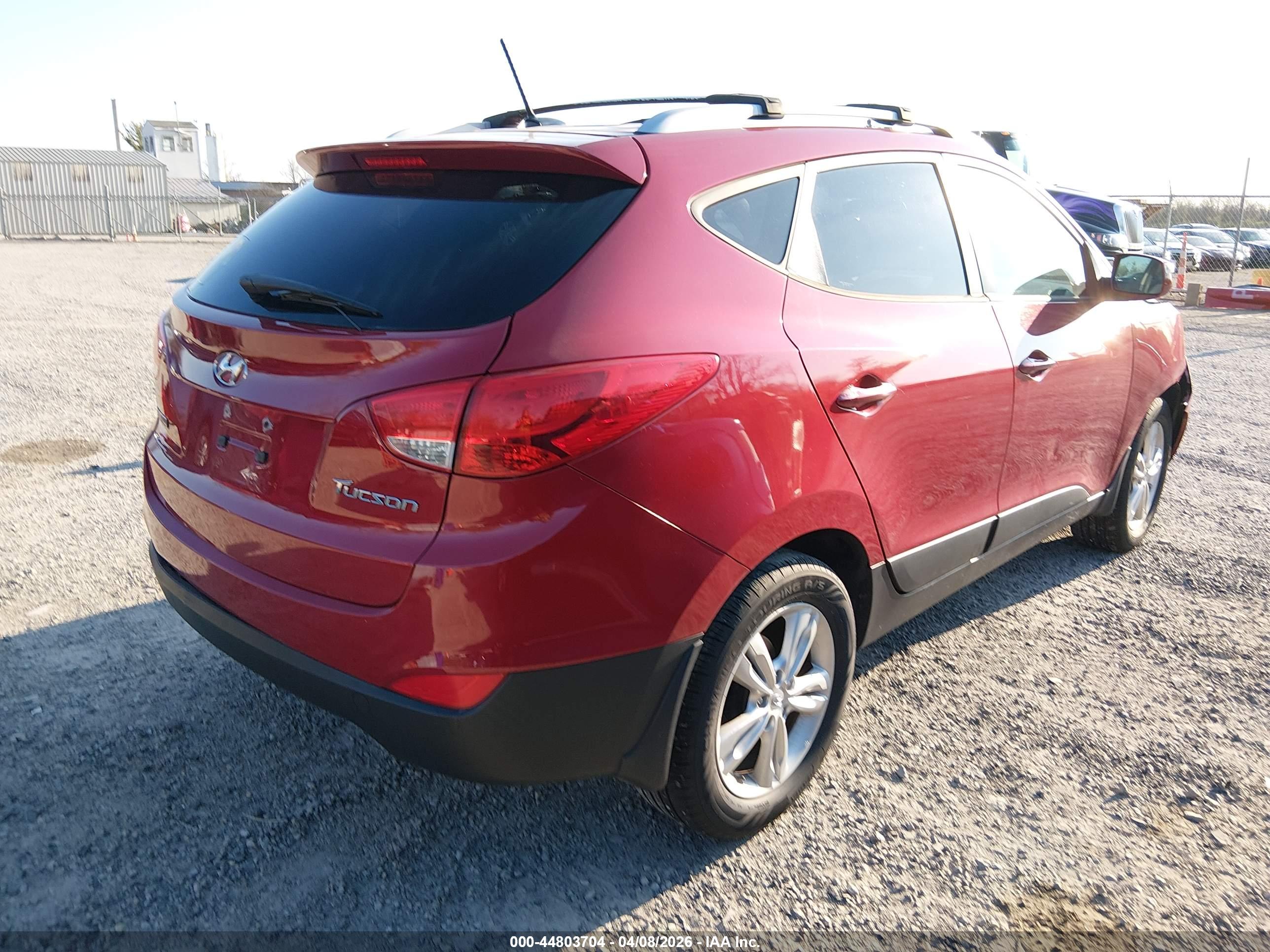 HYUNDAI TUCSON image 4