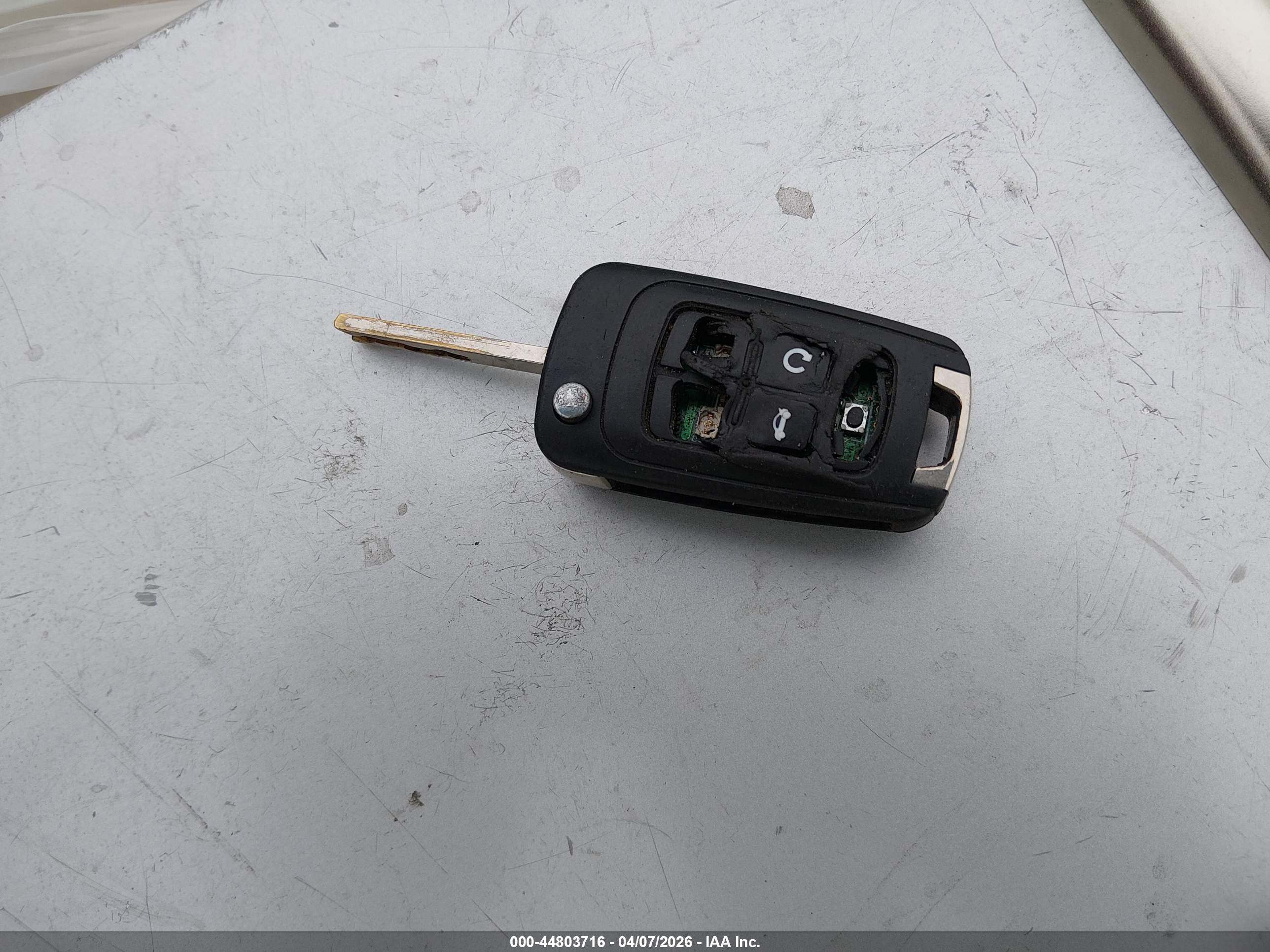 GMC TERRAIN image 11
