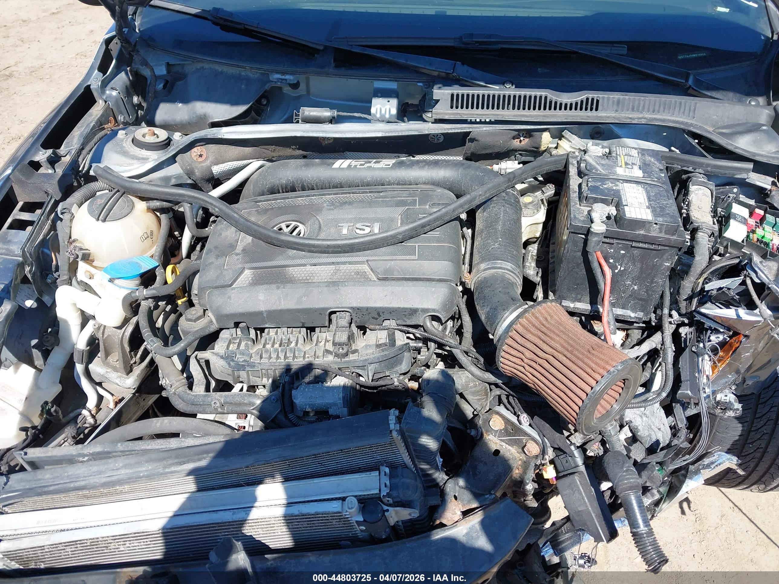 VOLKSWAGEN JETTA image 10
