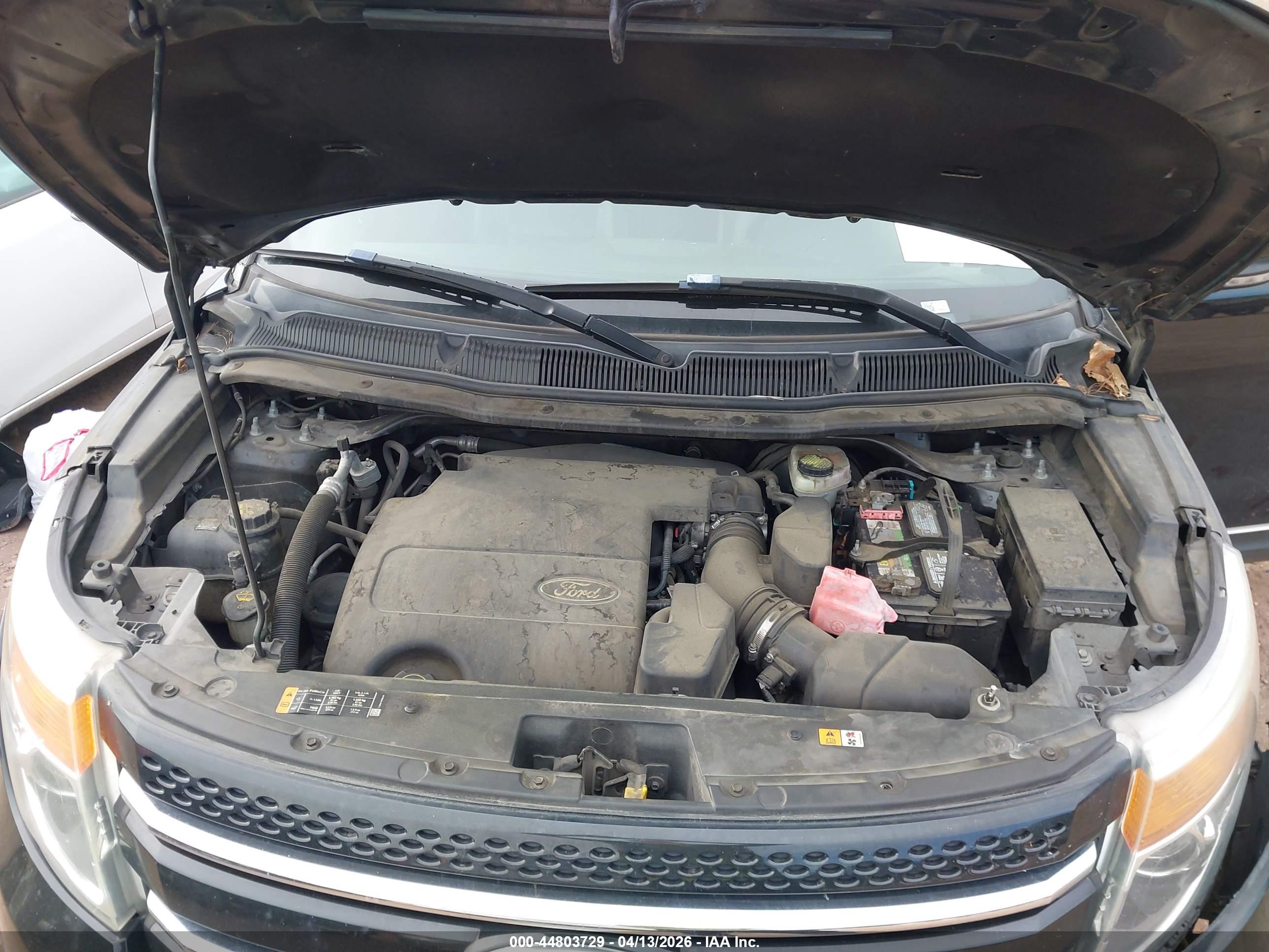 FORD EXPLORER image 10