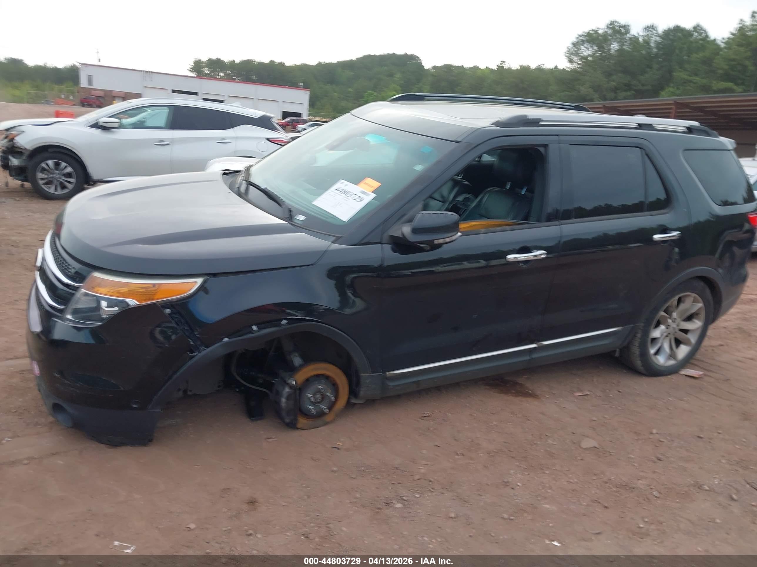 FORD EXPLORER image 6