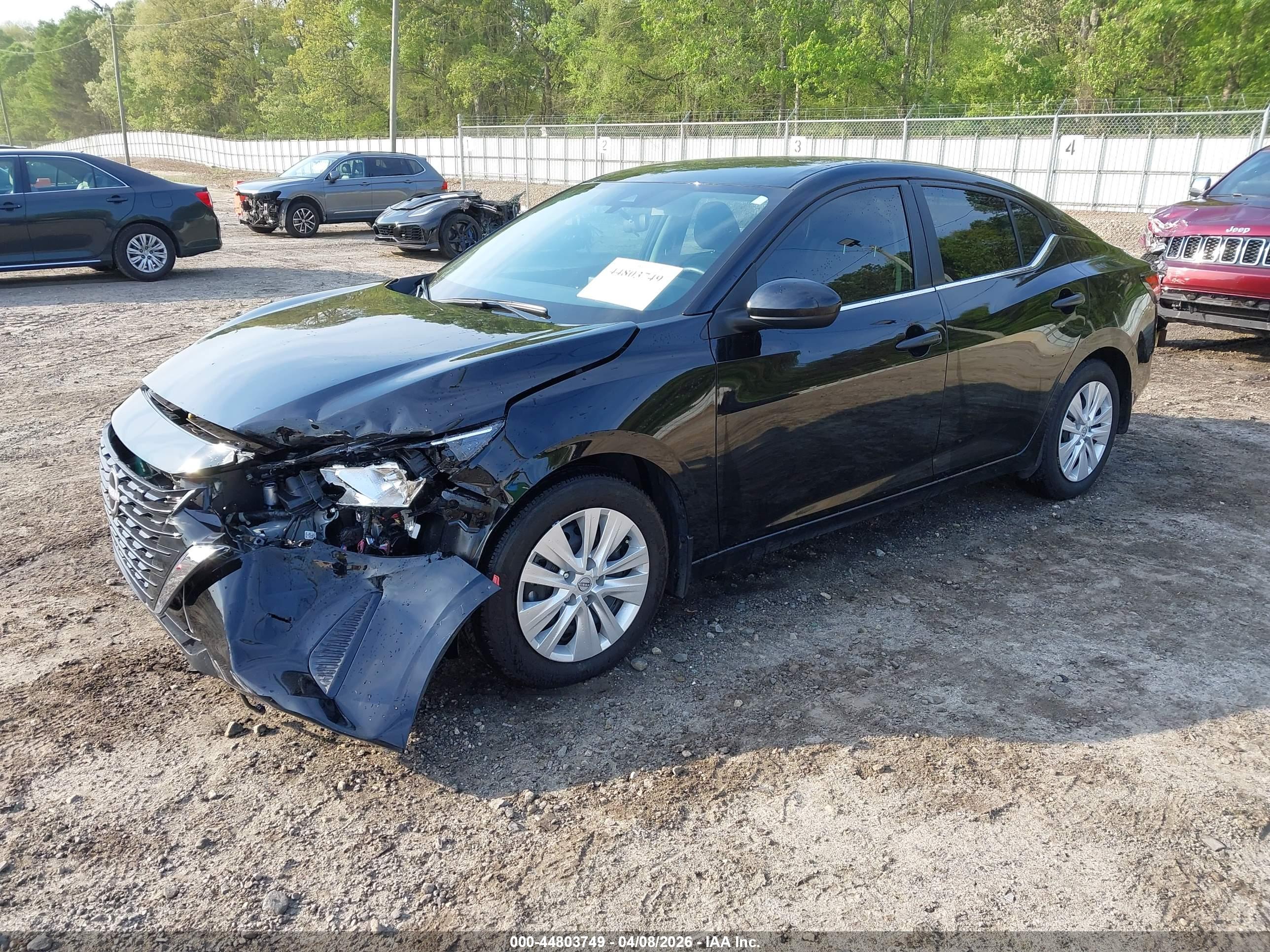 NISSAN SENTRA image 2