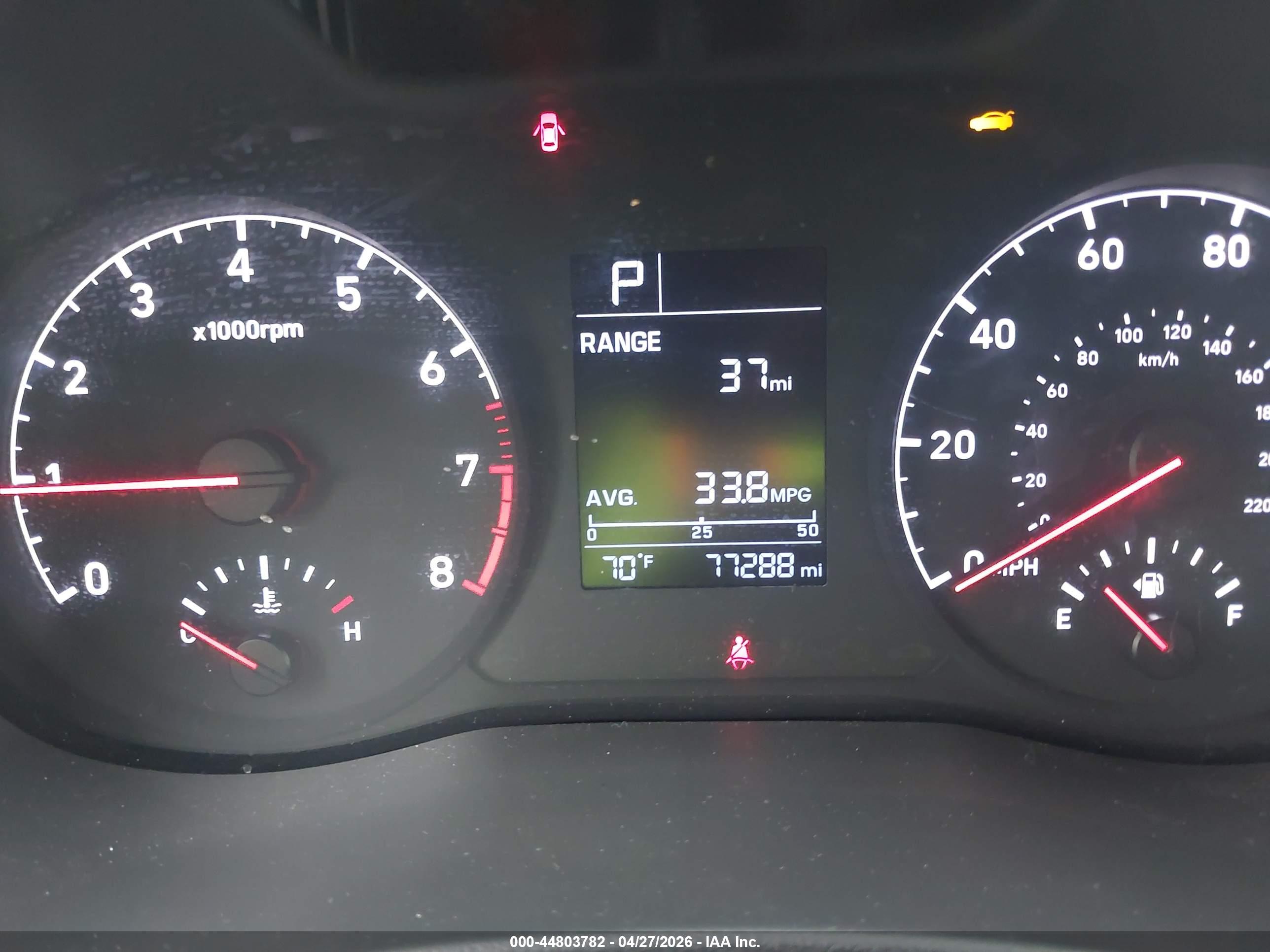 HYUNDAI ACCENT image 7