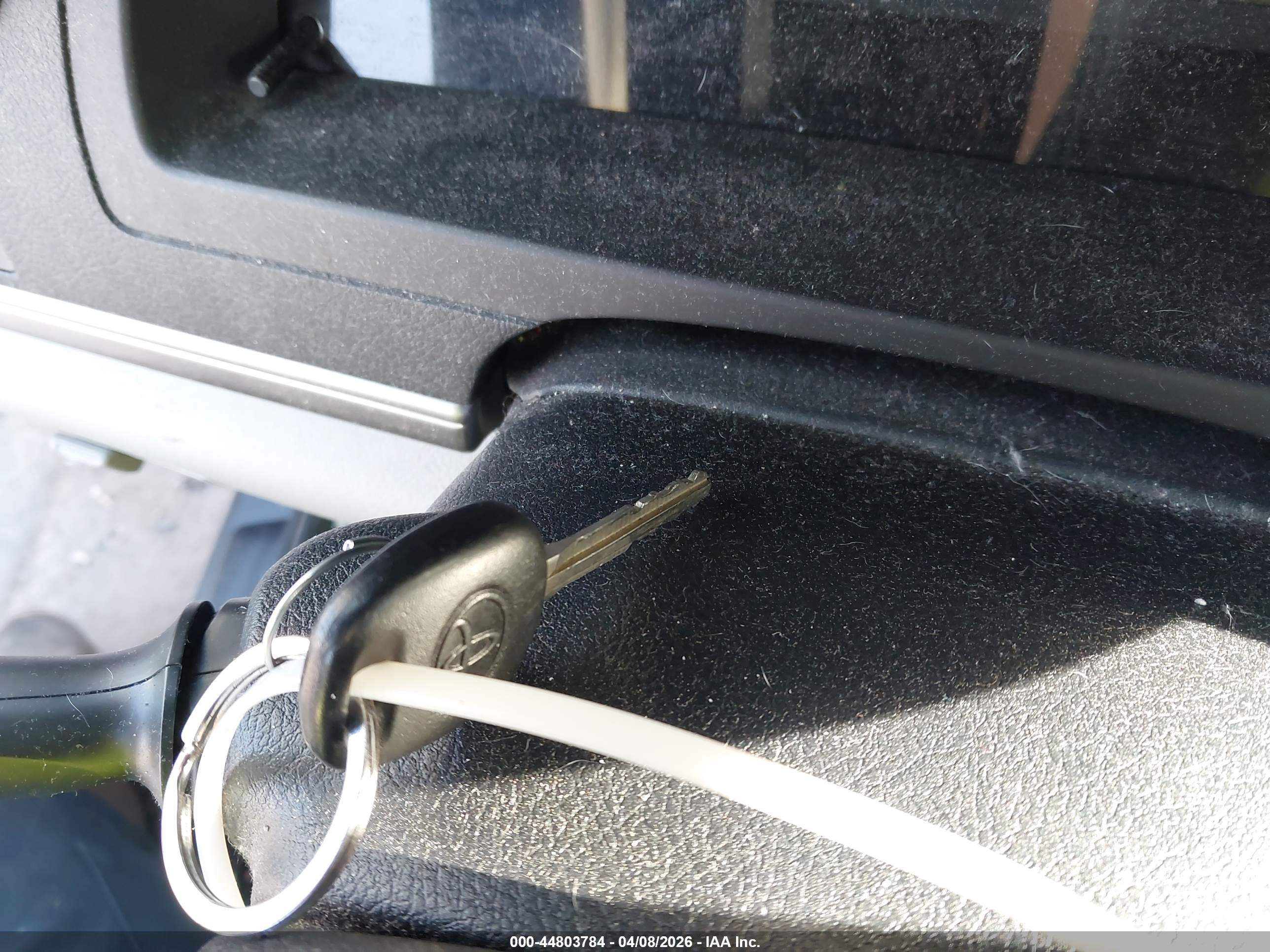 TOYOTA CAMRY image 11