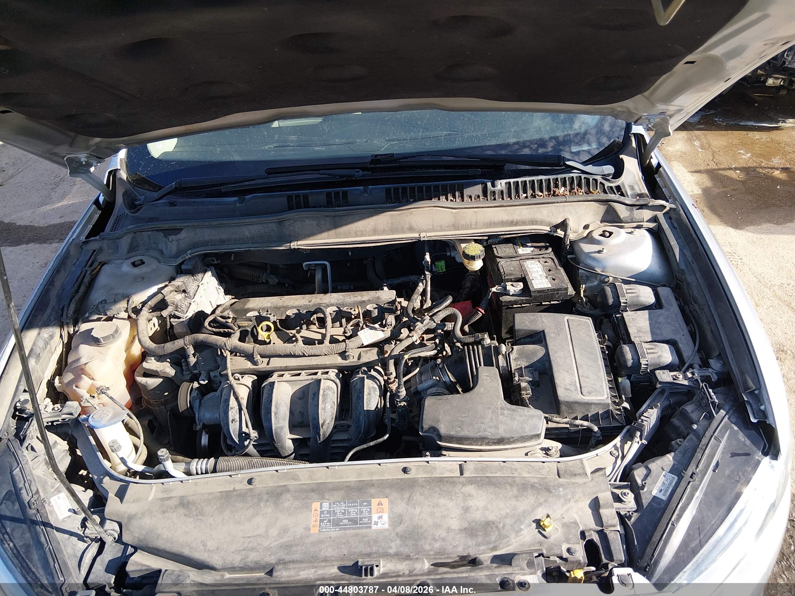 FORD FUSION image 10