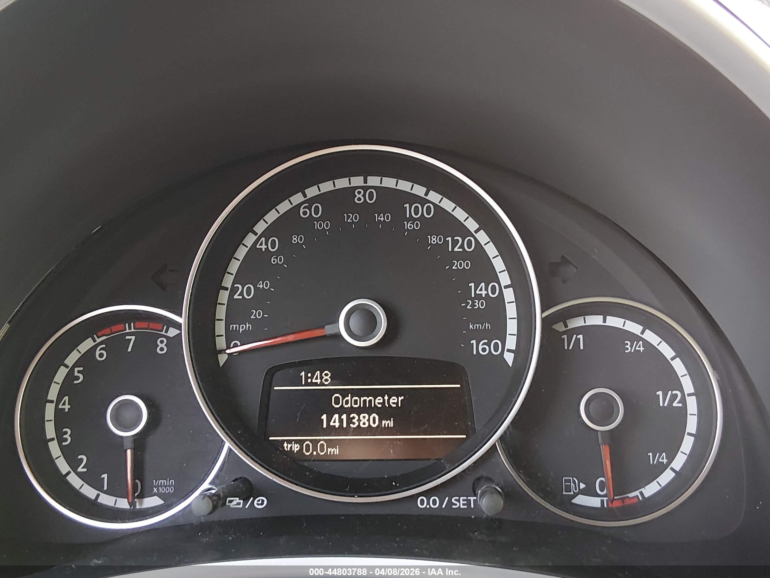 VOLKSWAGEN BEETLE image 7