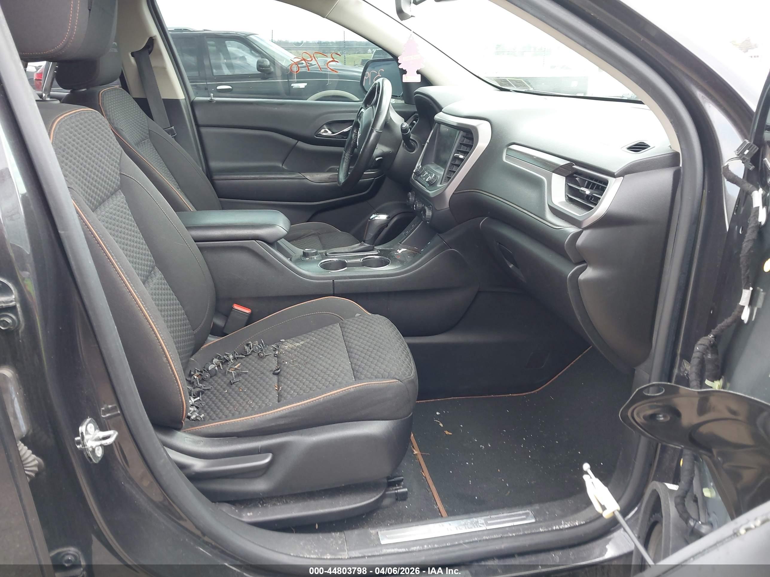 GMC ACADIA image 5