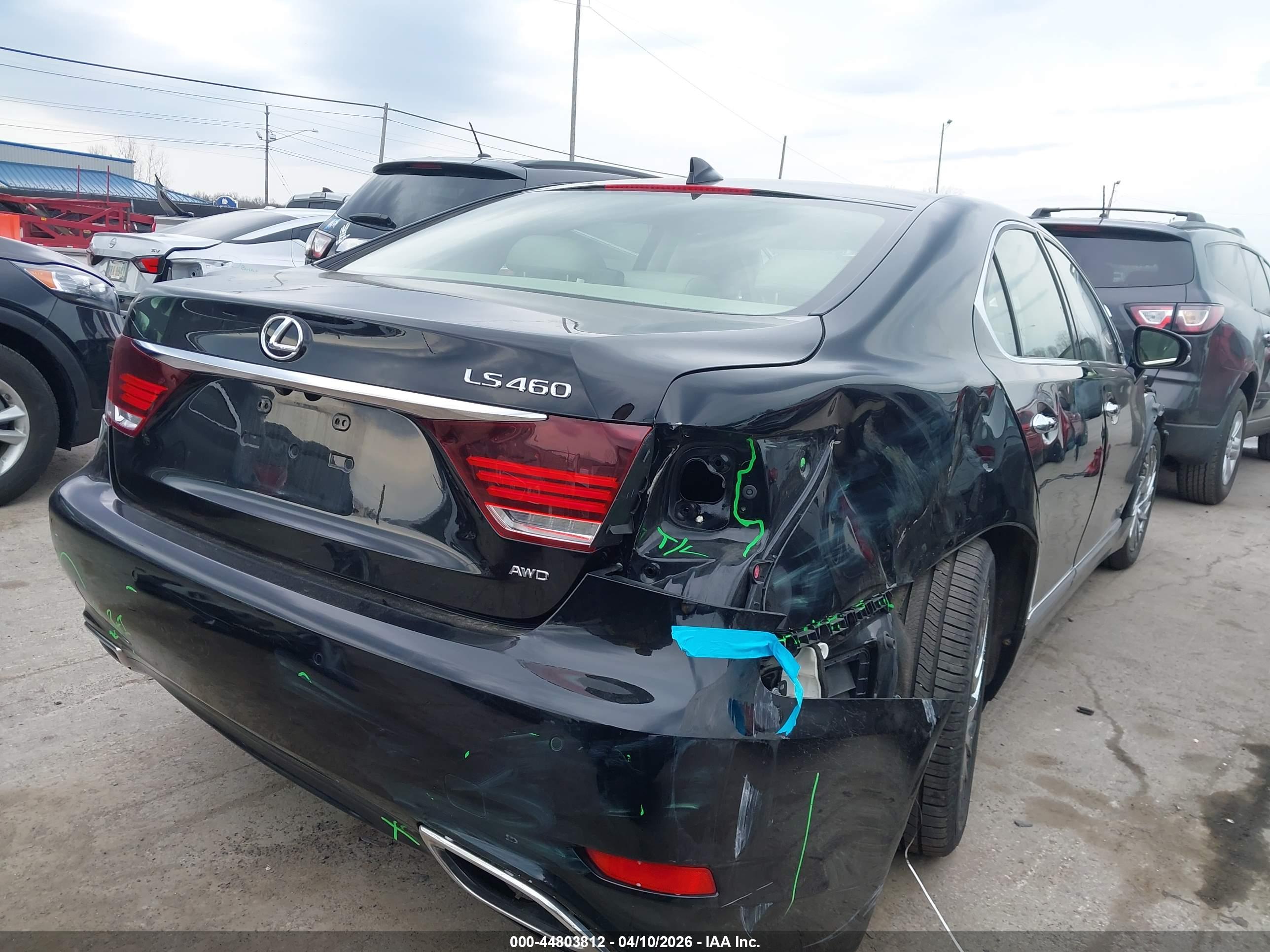 LEXUS LS image 4