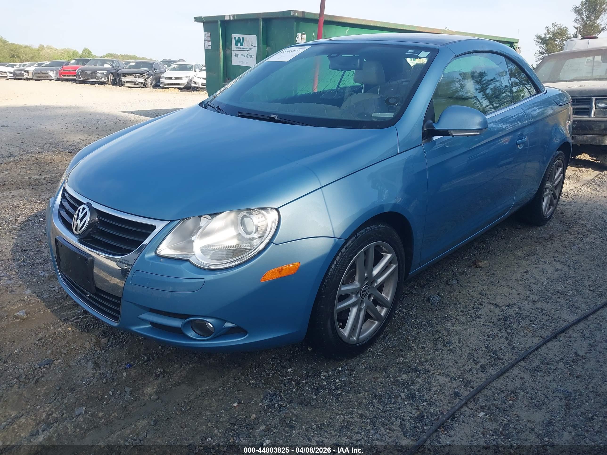 VOLKSWAGEN EOS image 2