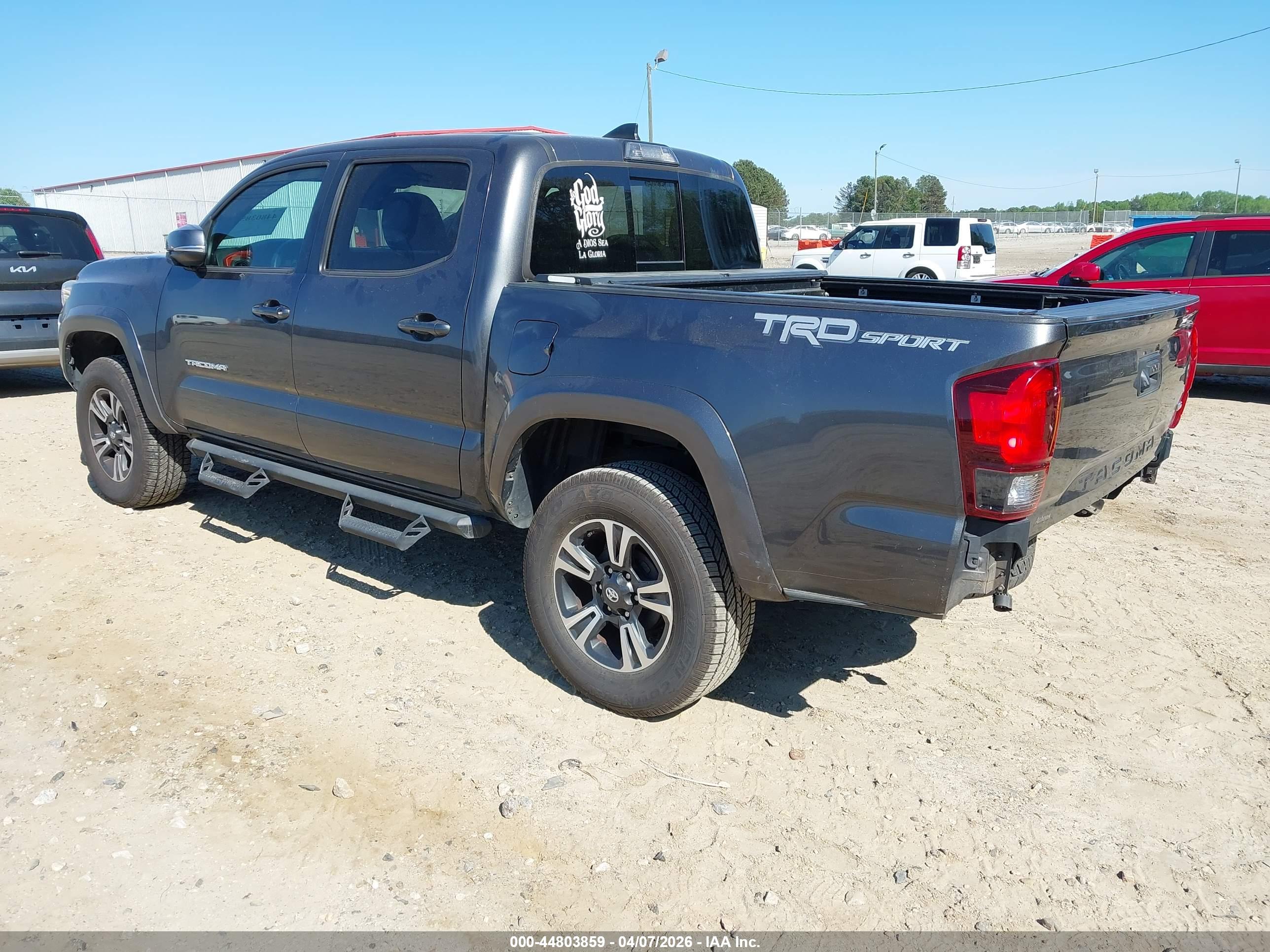 TOYOTA TACOMA image 3