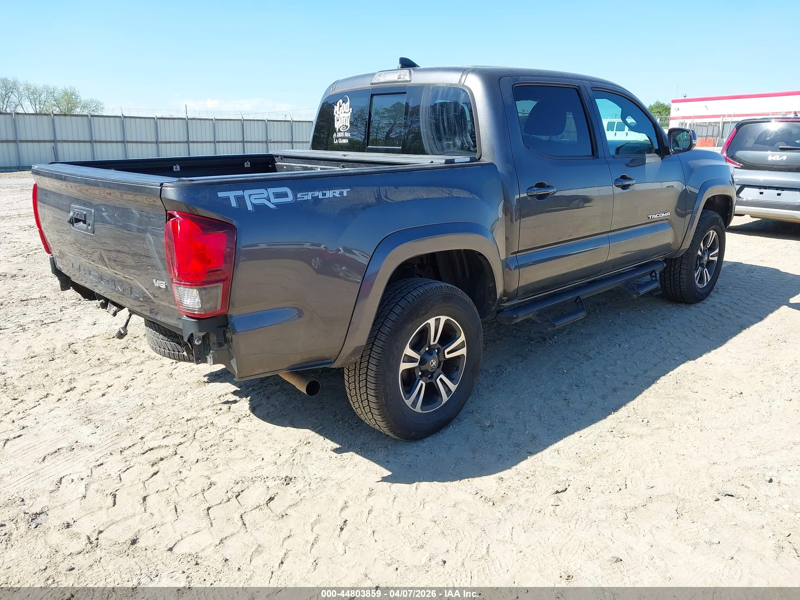 TOYOTA TACOMA image 4