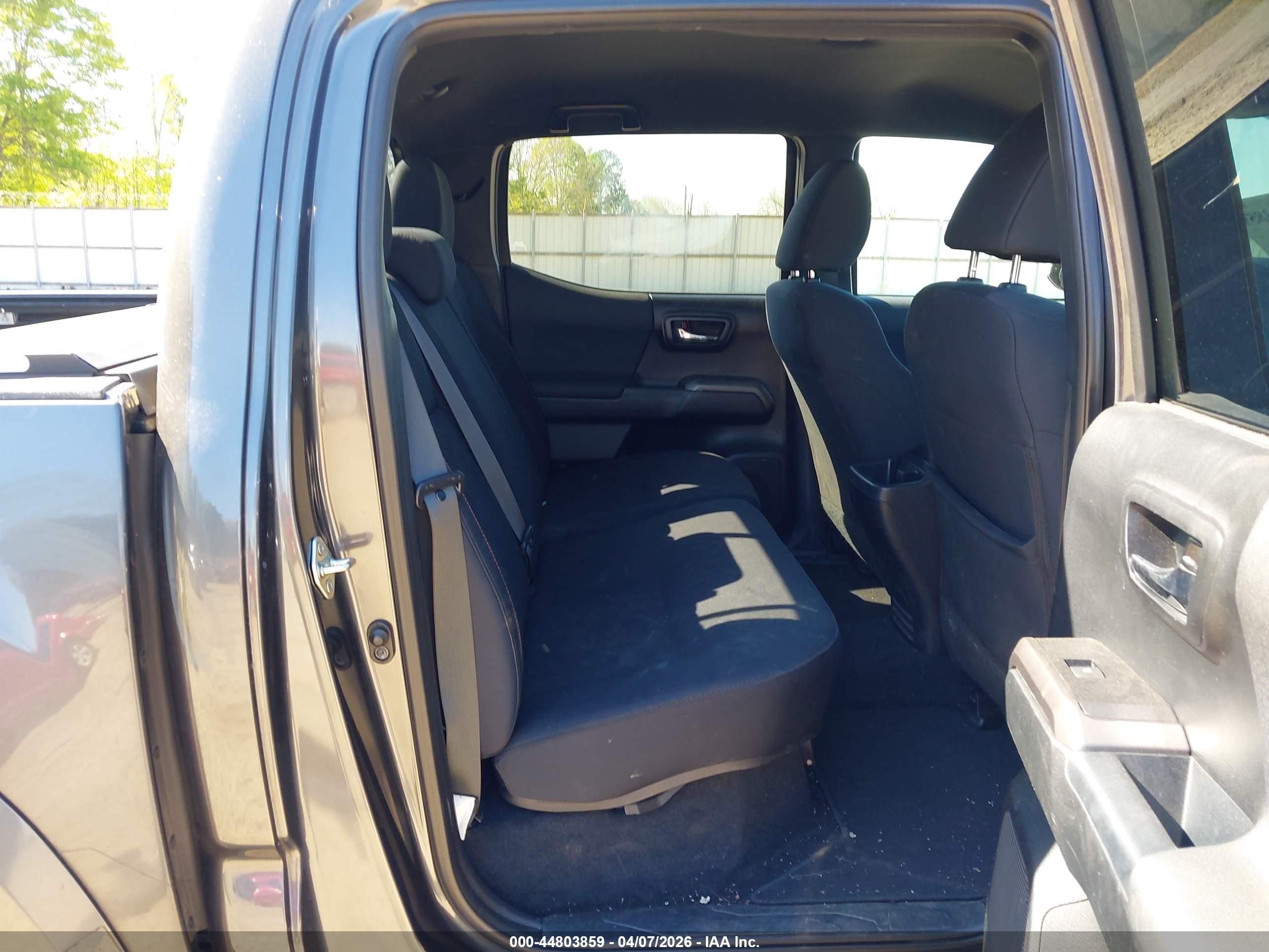 TOYOTA TACOMA image 8