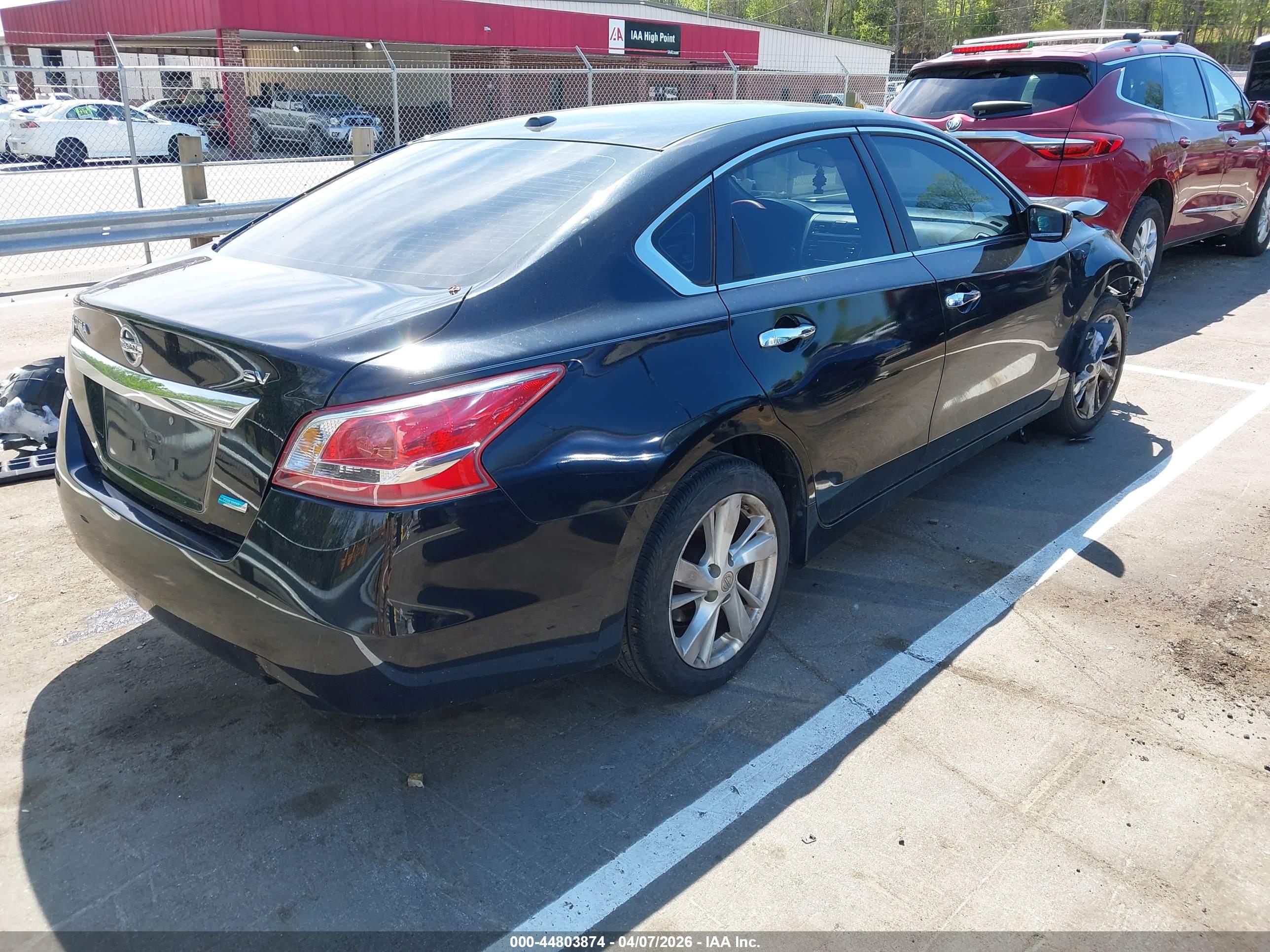 NISSAN ALTIMA image 4