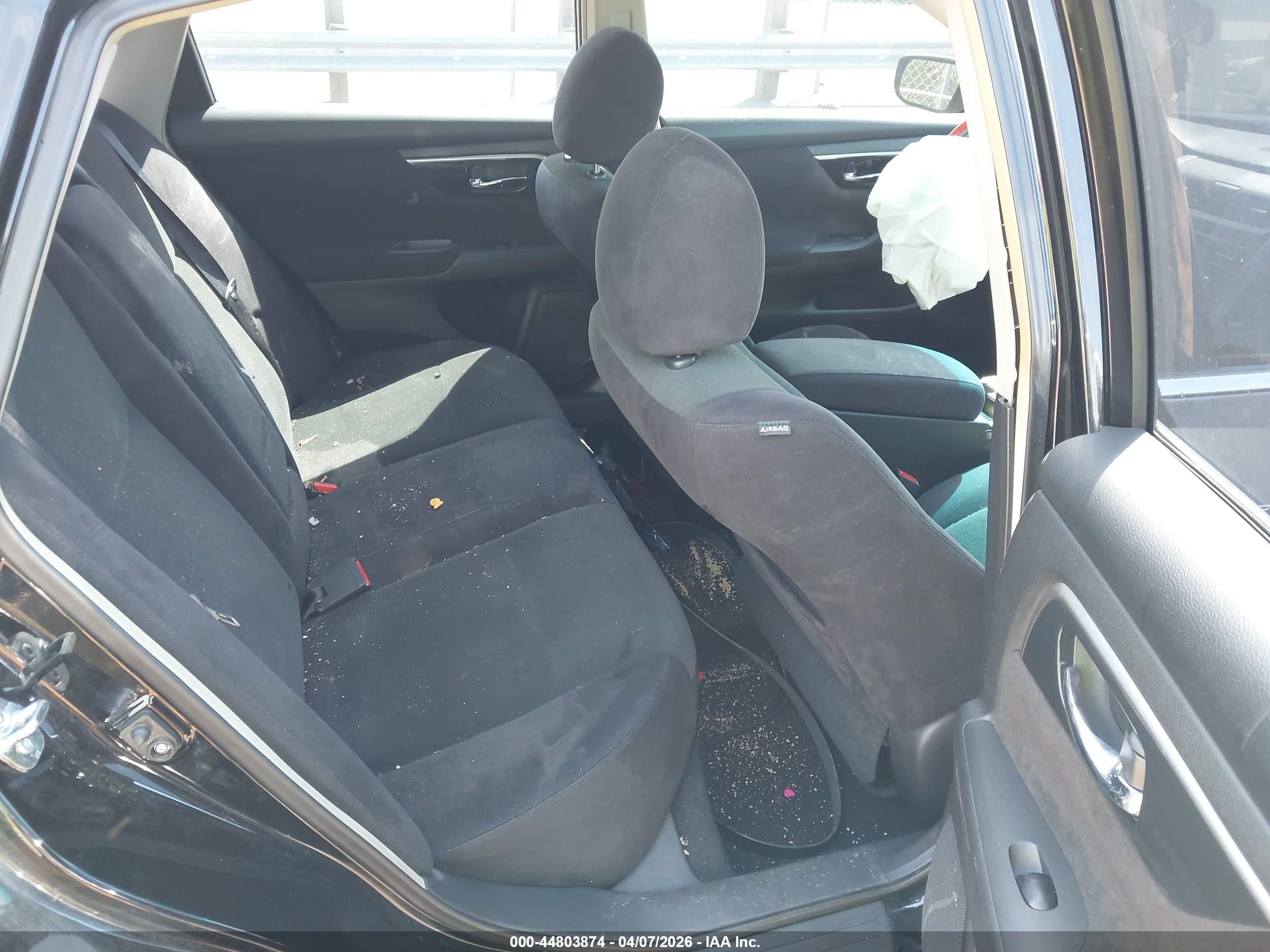 NISSAN ALTIMA image 8