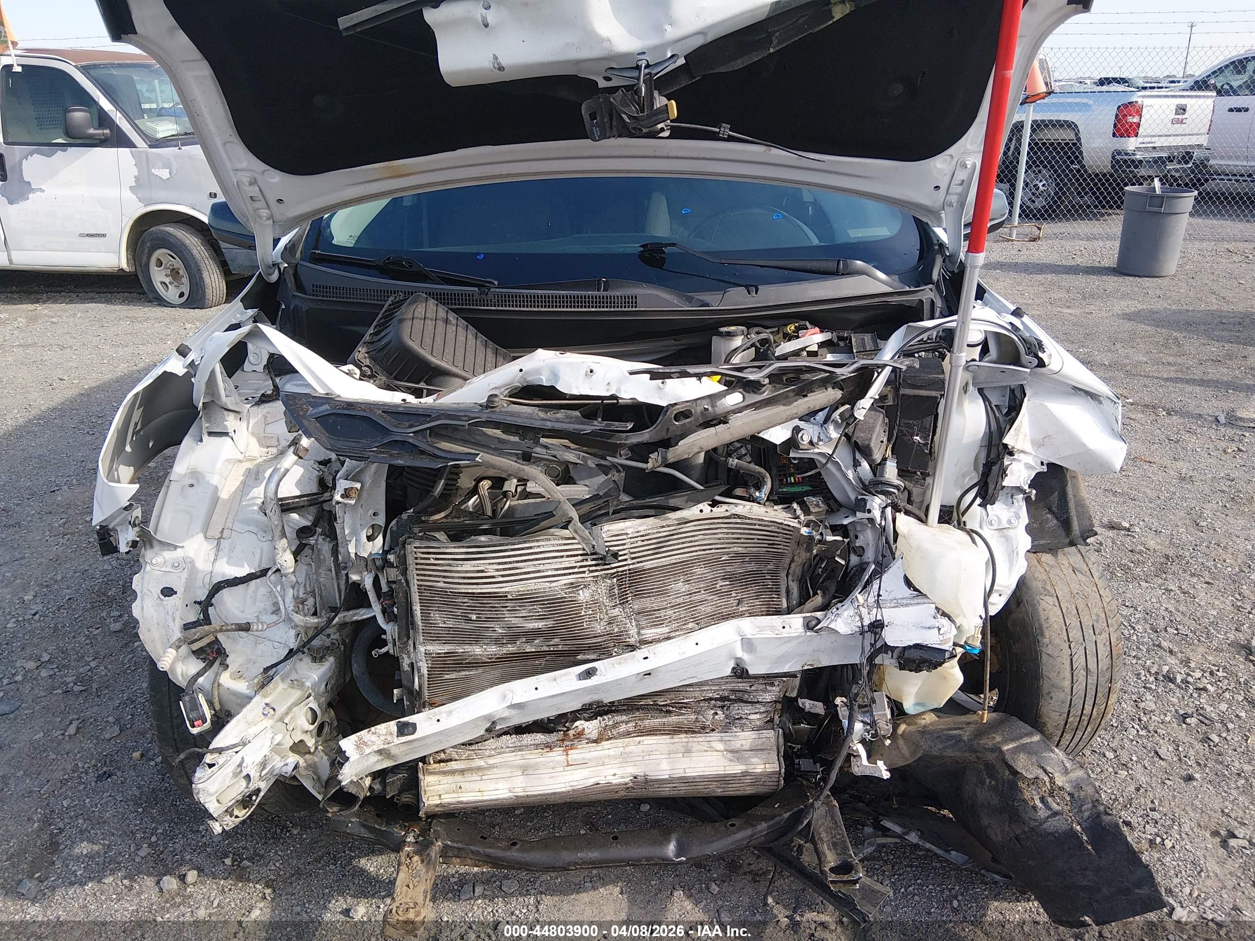 CHEVROLET EQUINOX image 10